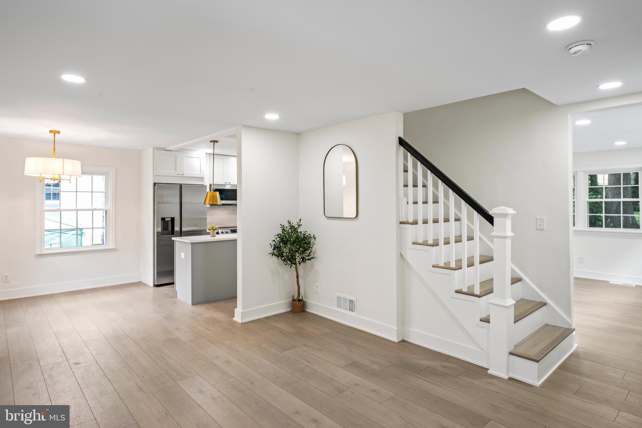 WOODMOOR - Residential