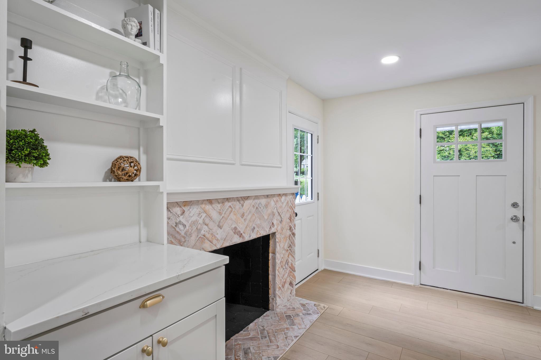 WOODMOOR - Residential