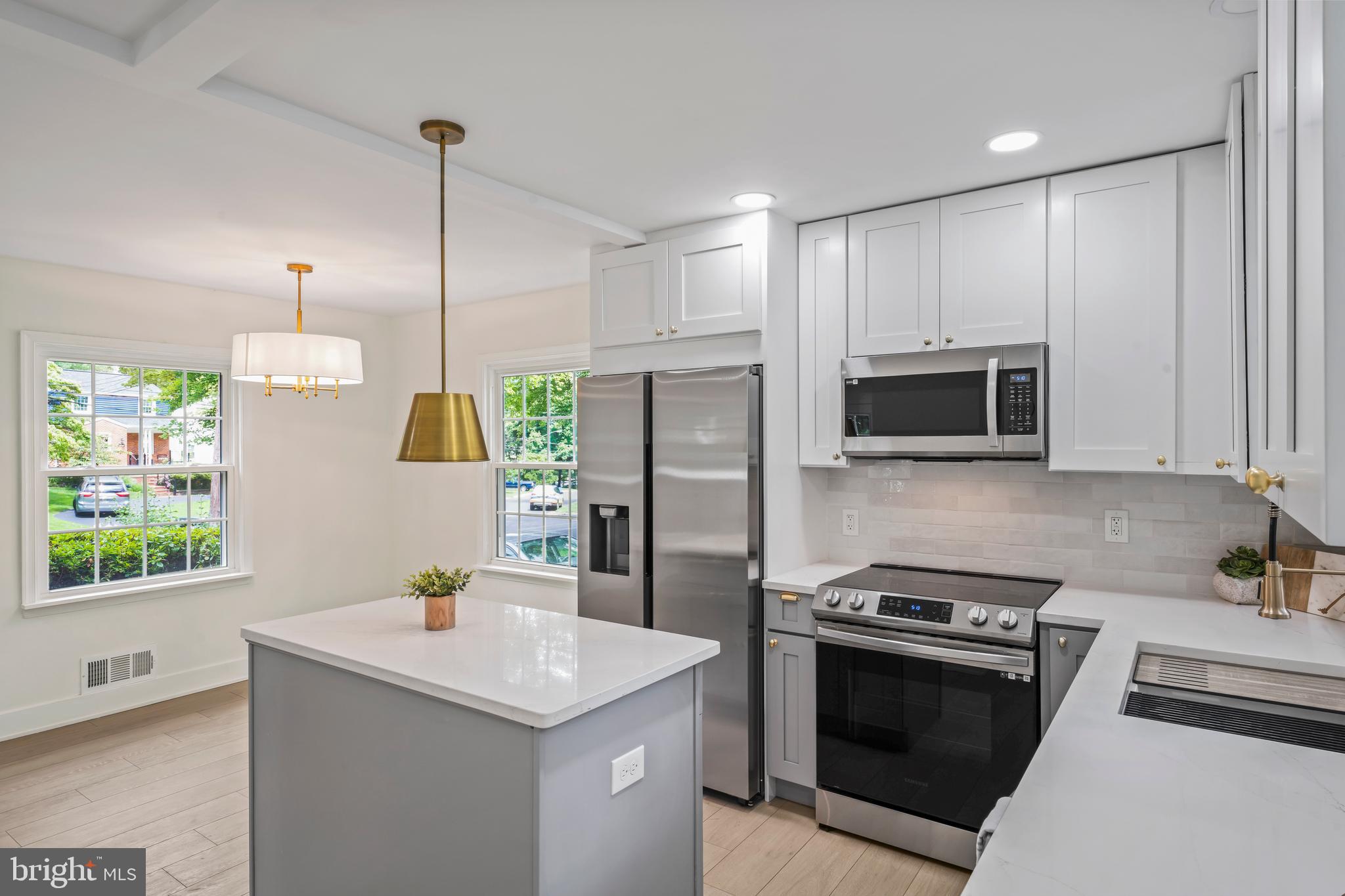 WOODMOOR - Residential