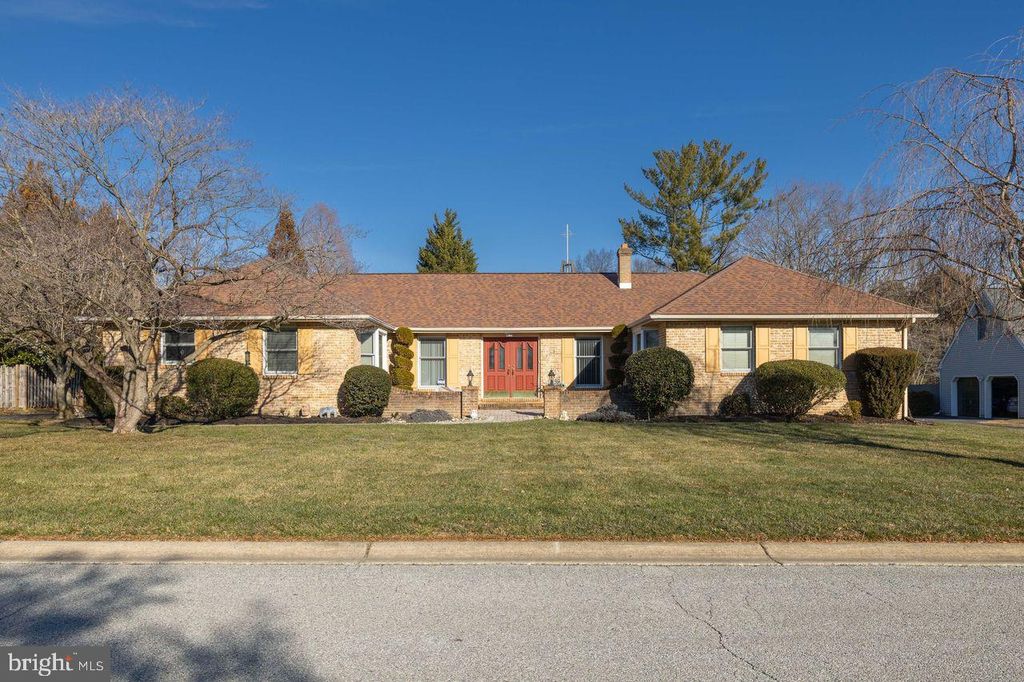 Photo of 2703 Charles Place, WILMINGTON, DE 19808 (MLS # DENC2095048)