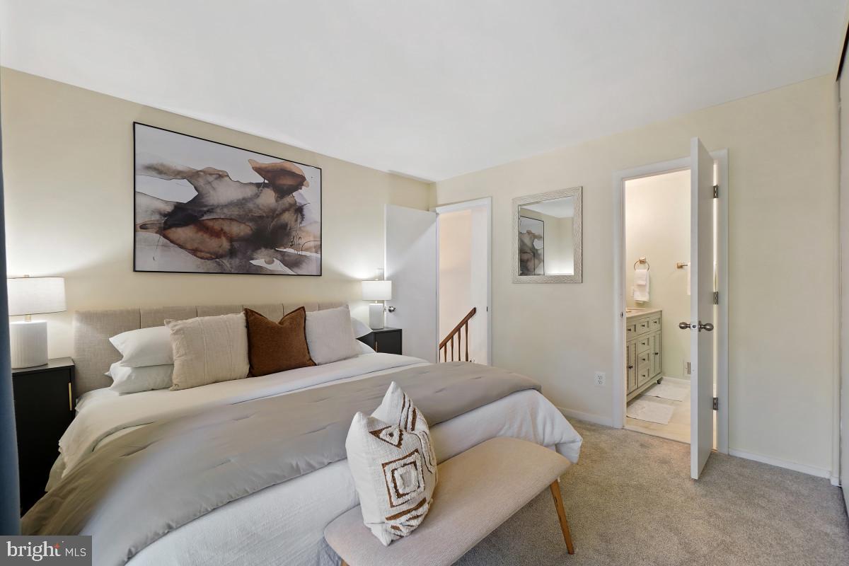 RESTON - Residential