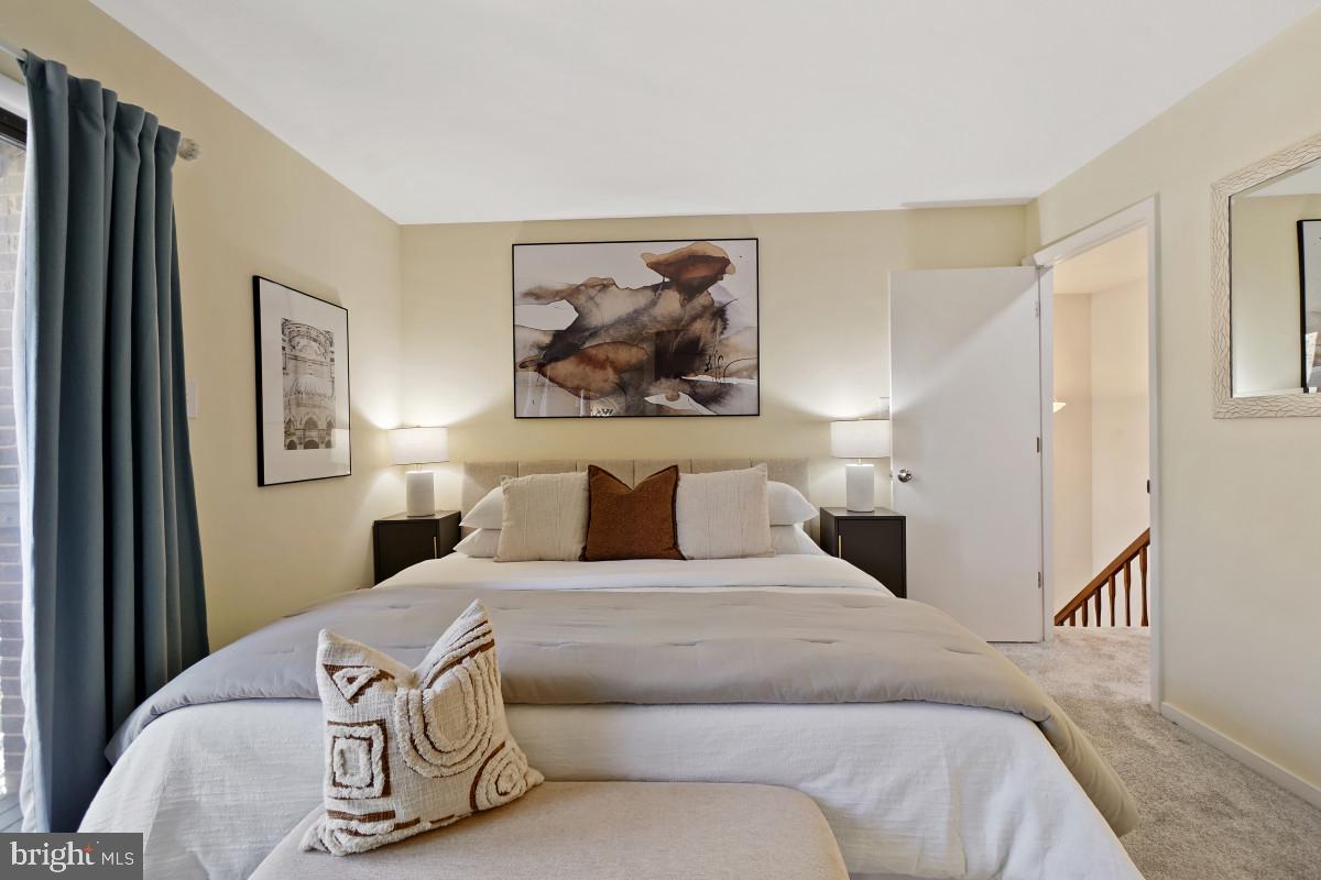 RESTON - Residential