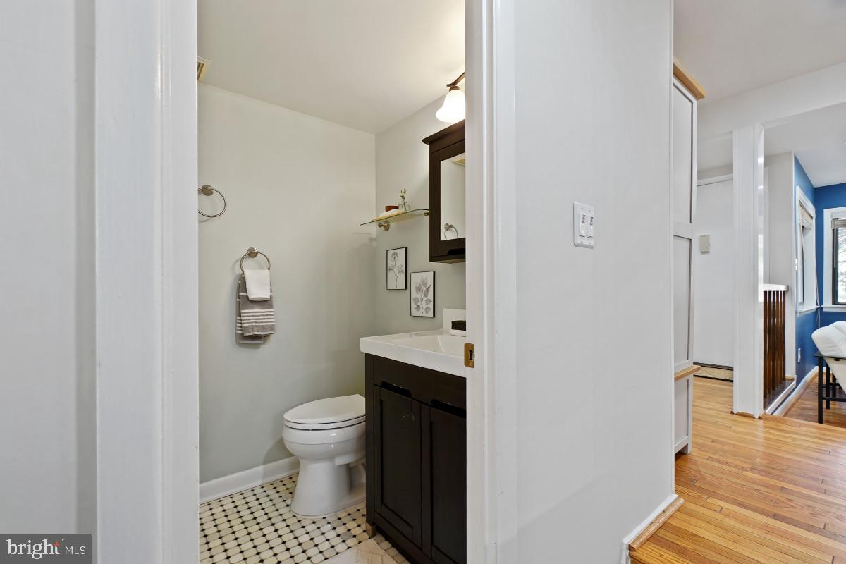 RESTON - Residential