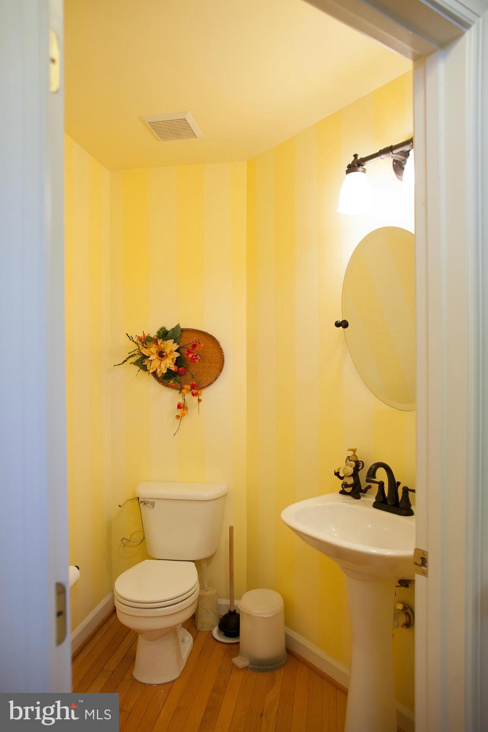 JEFFERSON PARK - Residential Lease