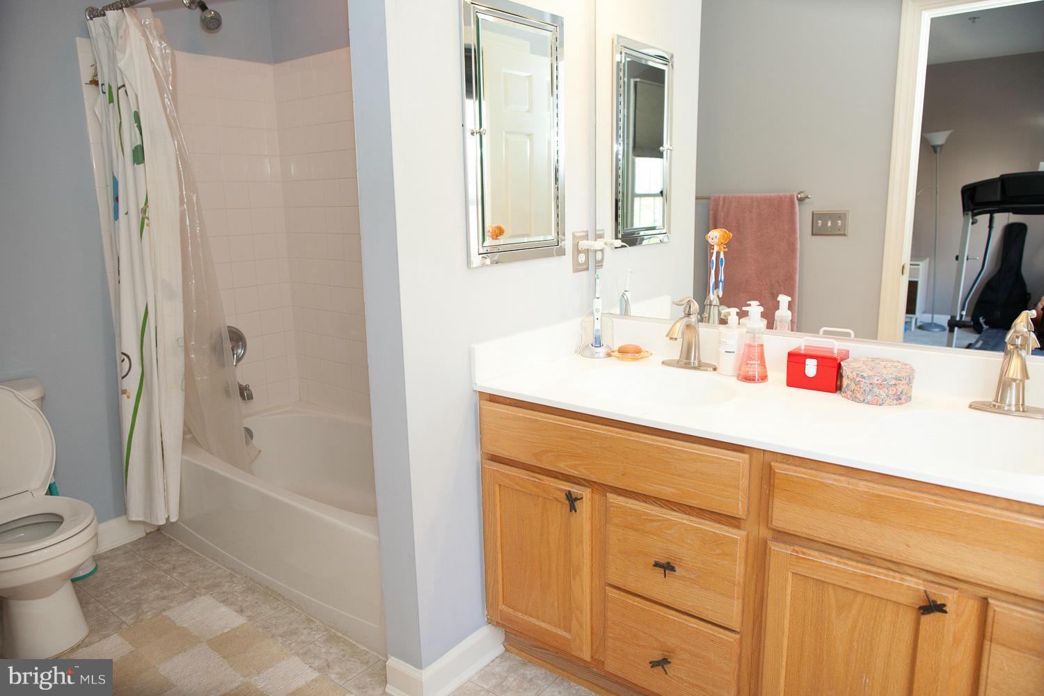 JEFFERSON PARK - Residential Lease