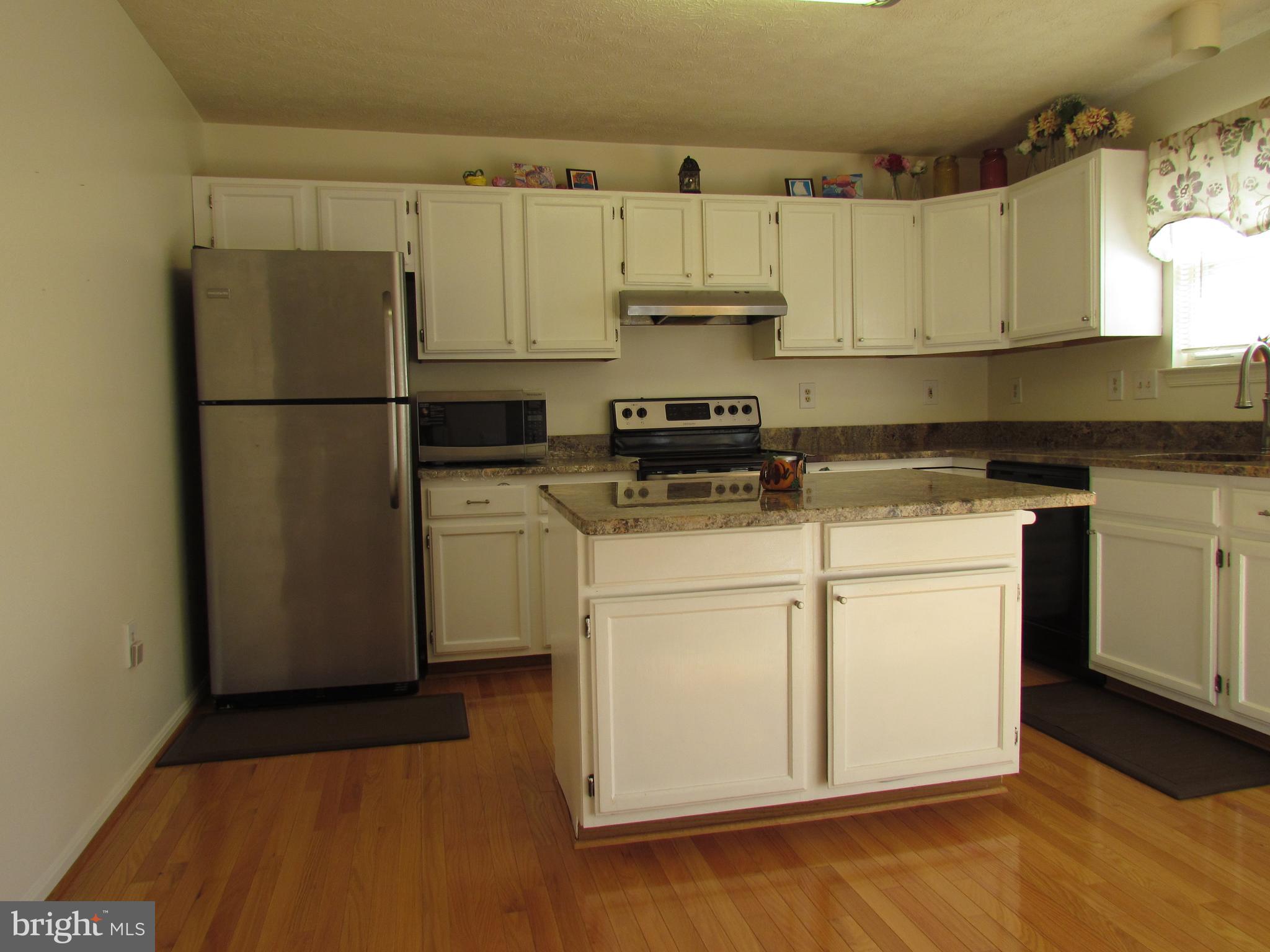 BOWLING BROOK FARMS - Residential Lease