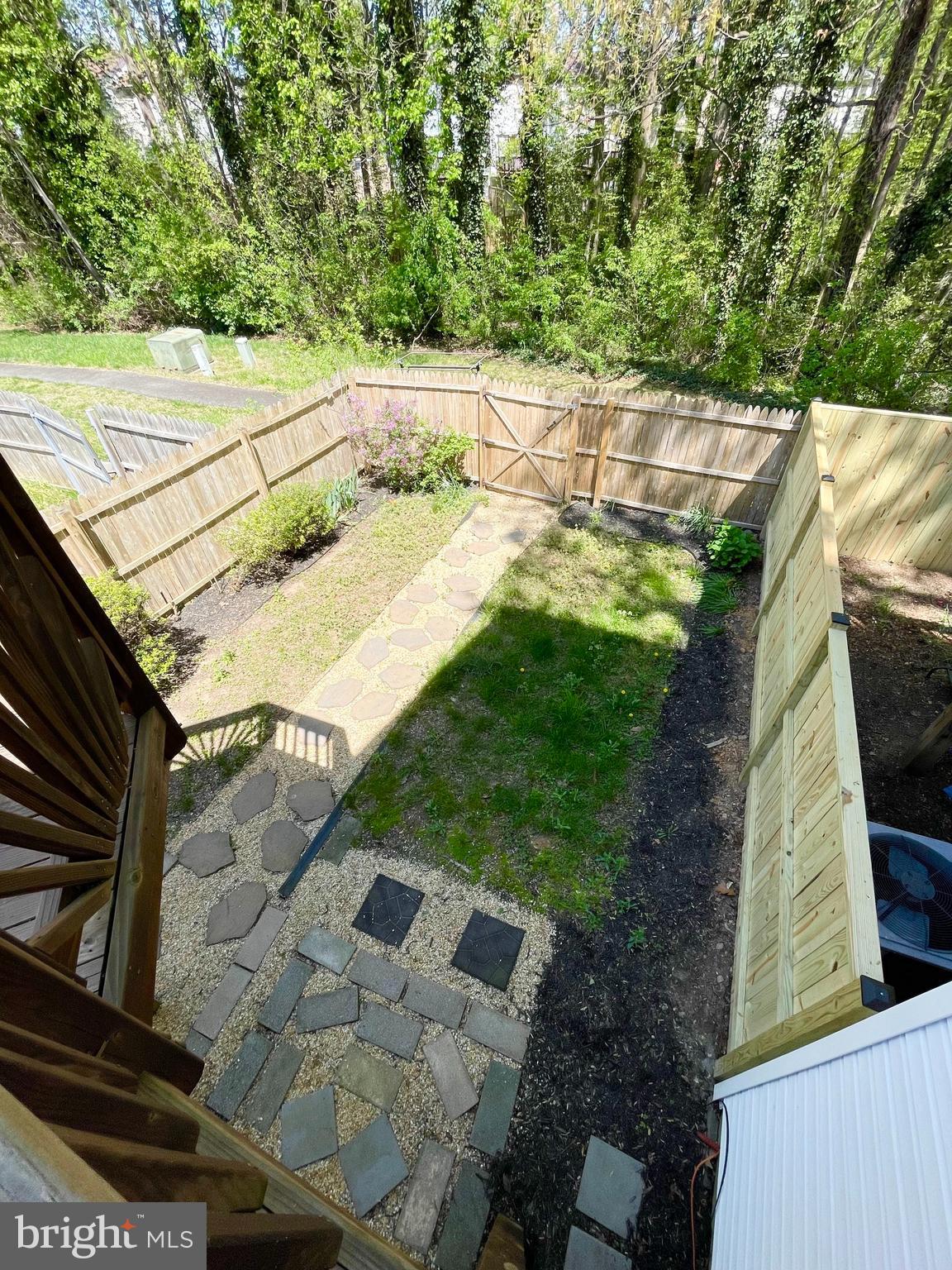 ROLLING BROOK - Residential Lease