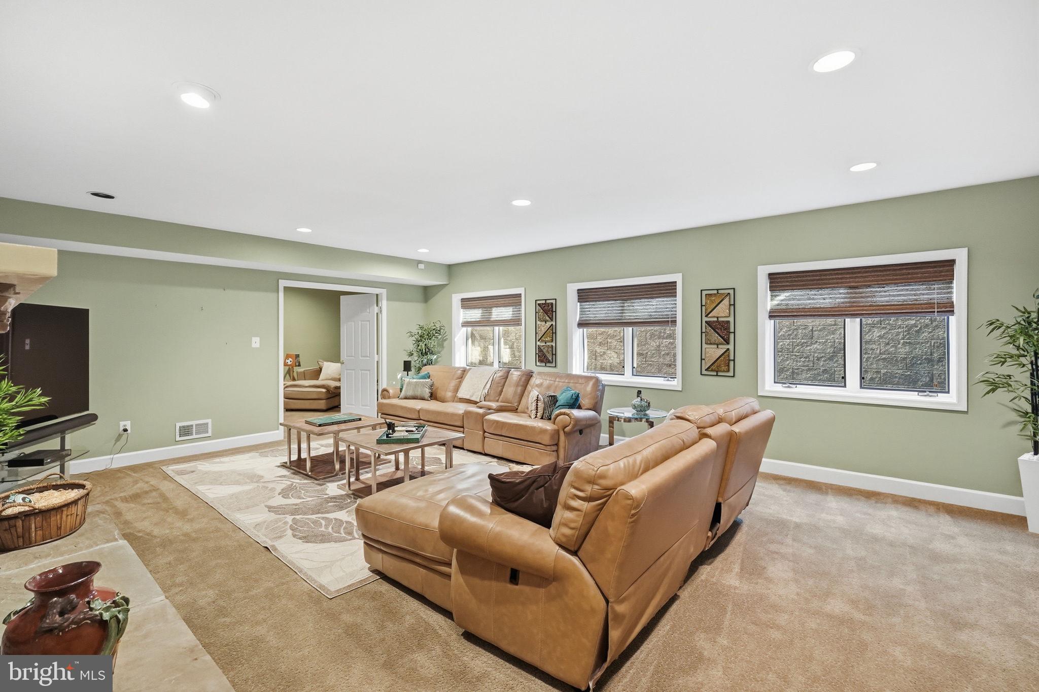 AVENEL - Residential