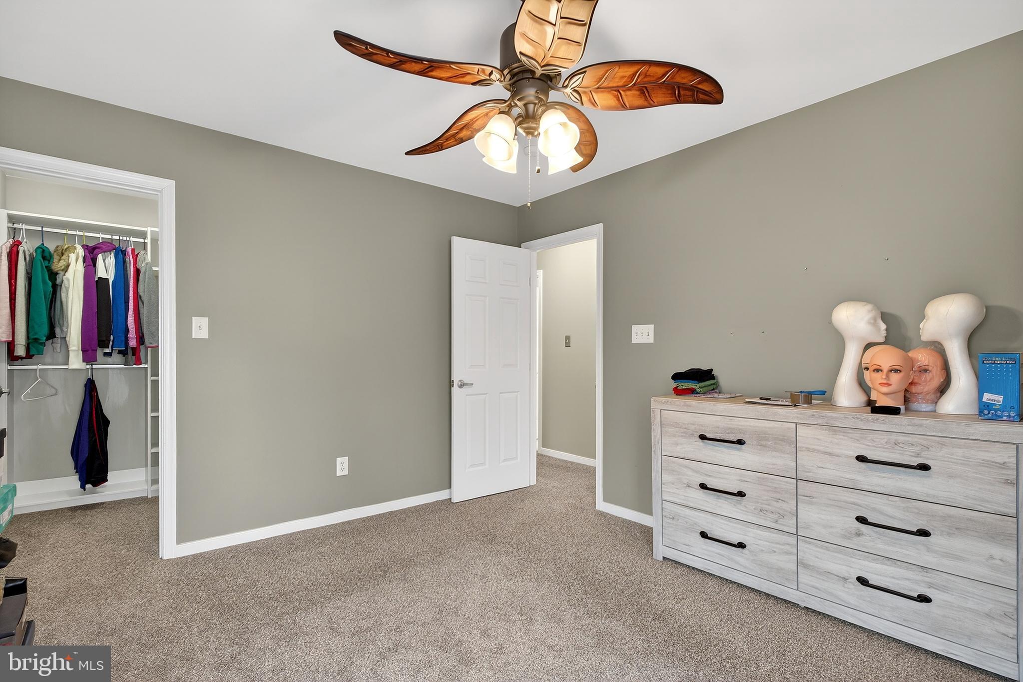 RIVERS BEND - Residential