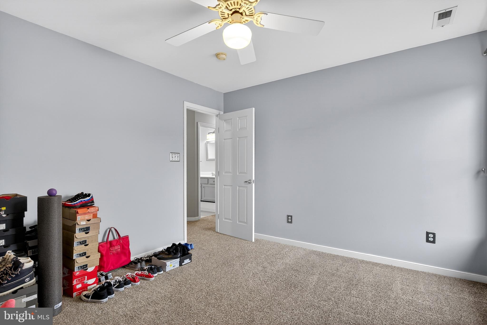 RIVERS BEND - Residential