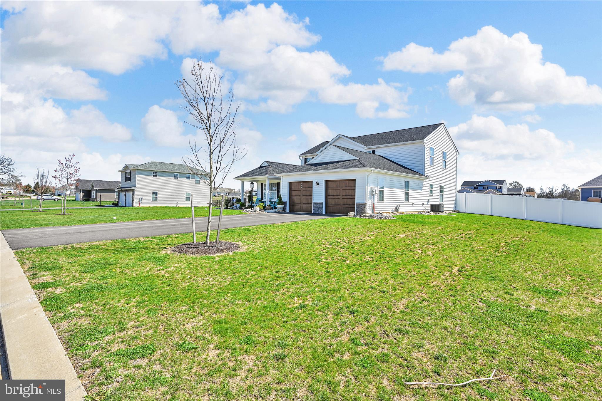 266 GARDENIA LANE LOT 39