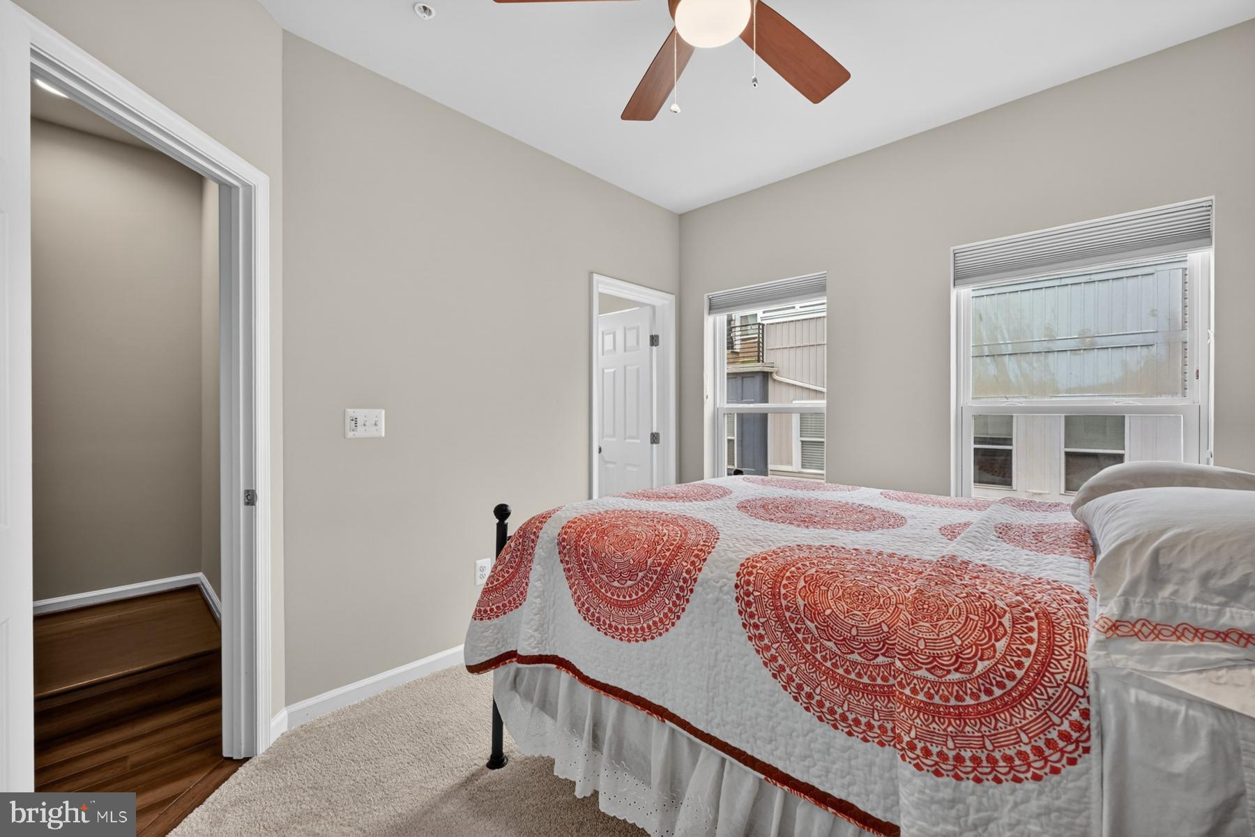 ADMIRALS SQUARE - Residential