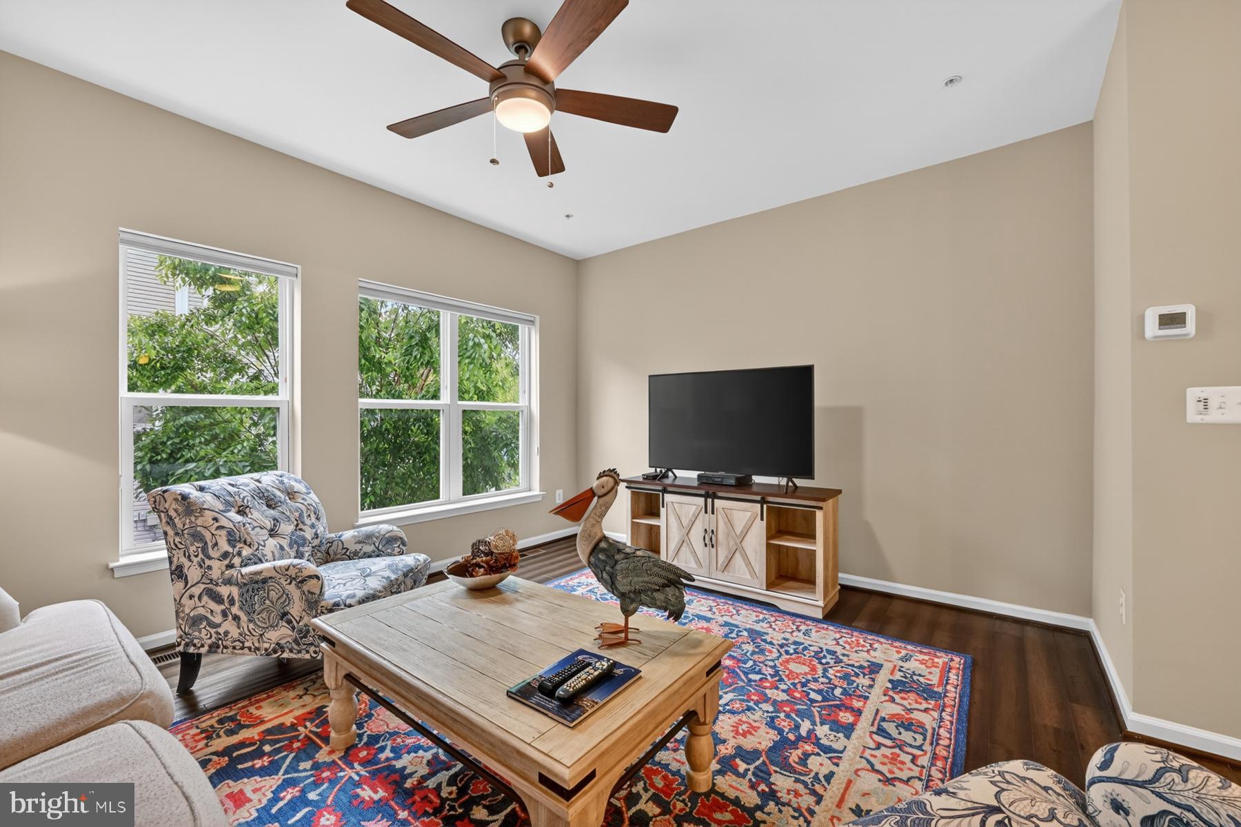 ADMIRALS SQUARE - Residential