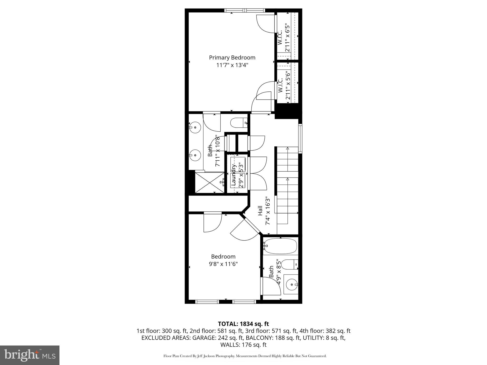 ADMIRALS SQUARE - Residential