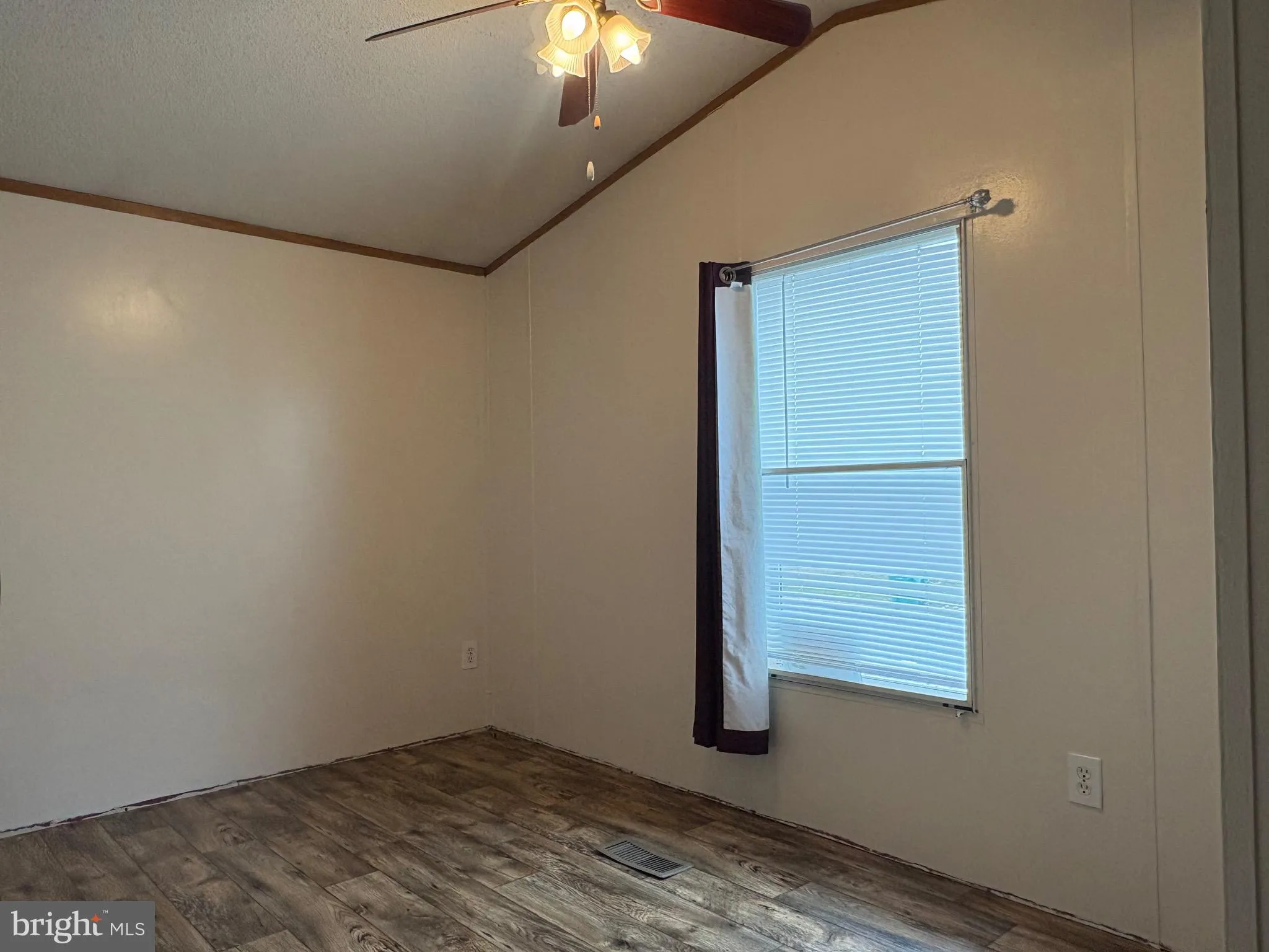 Shippensburg, Pennsylvania 17257, United States, 3 Bedrooms Bedrooms, ,1 BathroomBathrooms,Residential,Active,243657