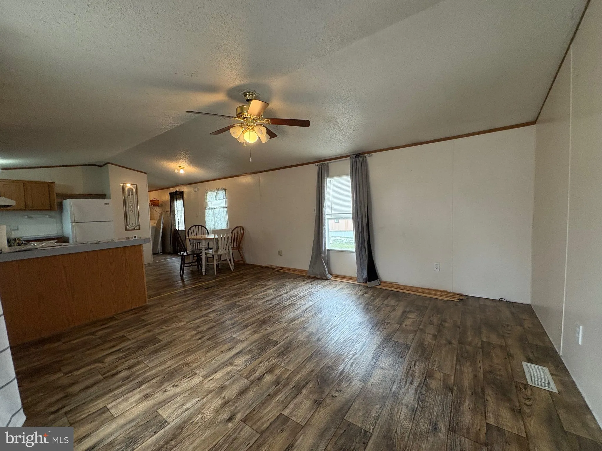 Shippensburg, Pennsylvania 17257, United States, 3 Bedrooms Bedrooms, ,1 BathroomBathrooms,Residential,Active,243657