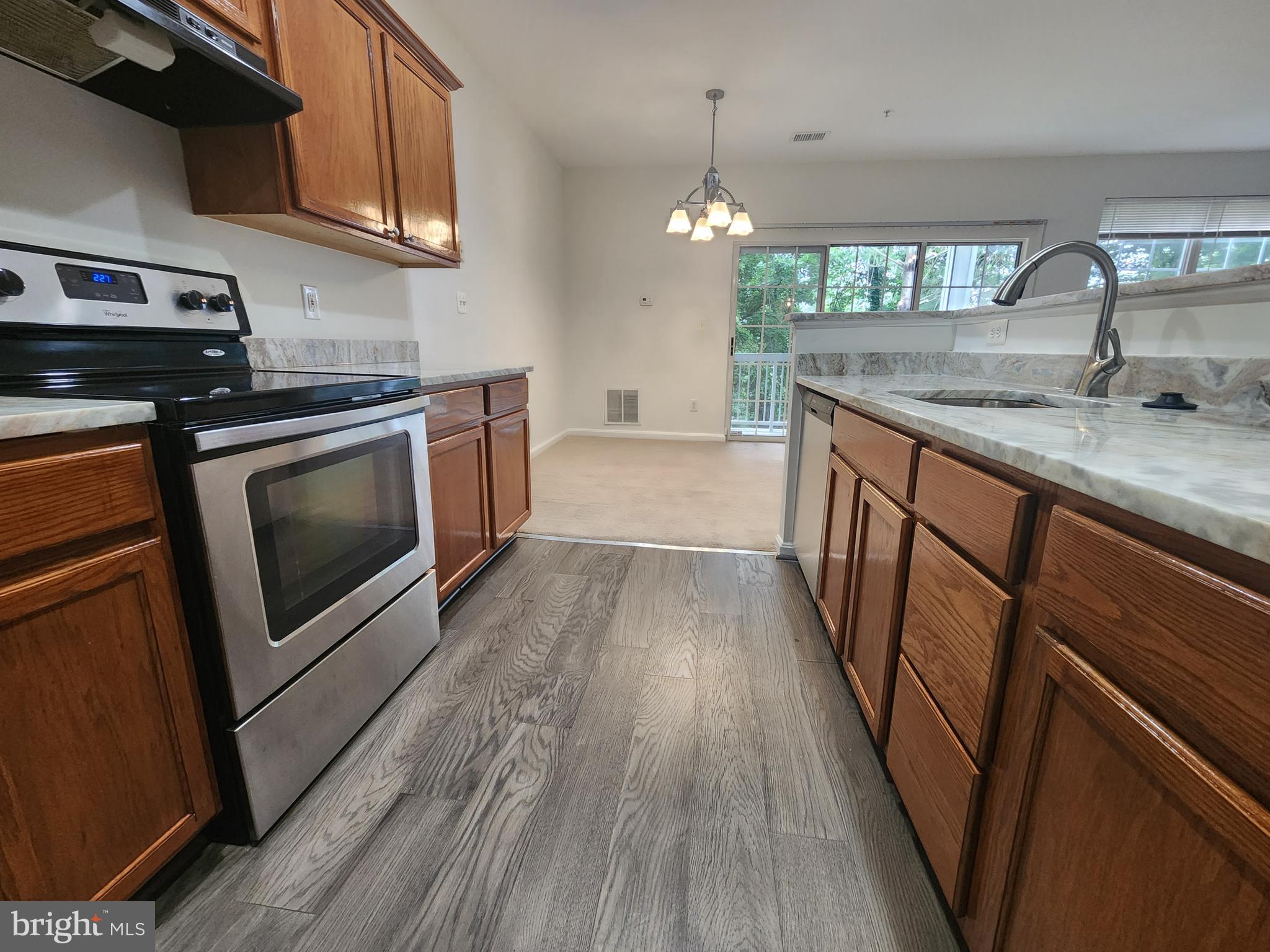 HAMPSHIRE HALL - Residential