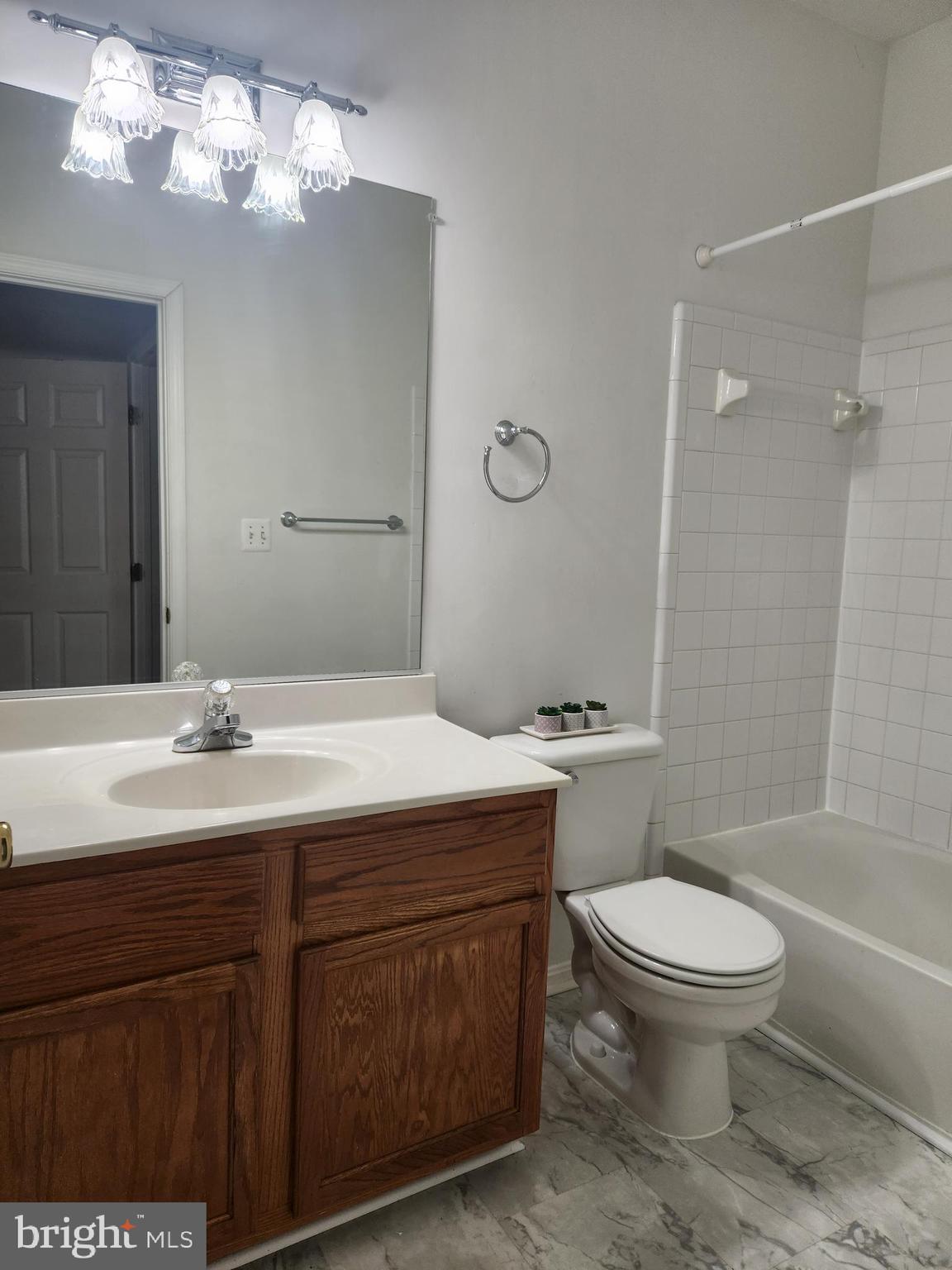 HAMPSHIRE HALL - Residential