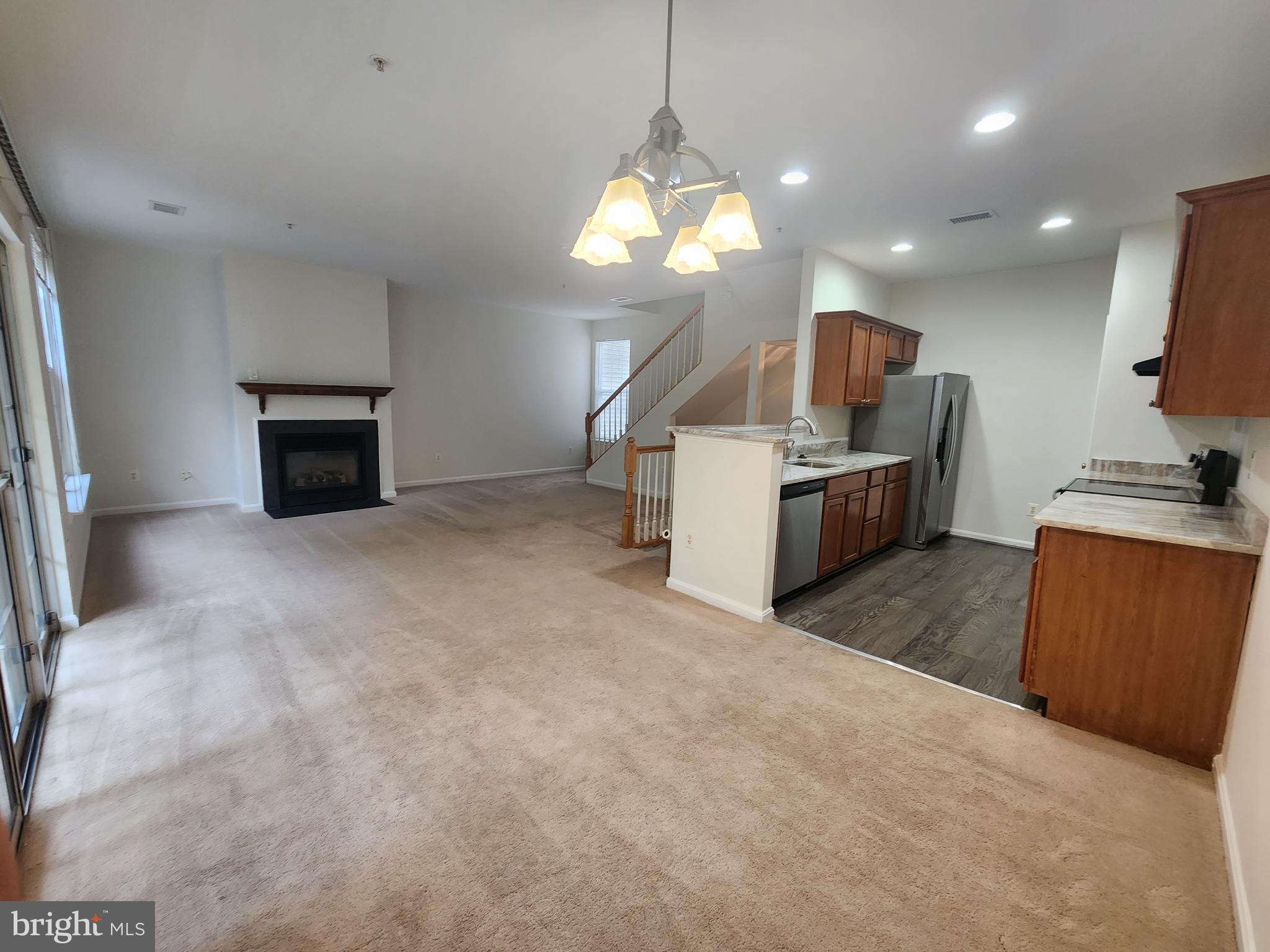 HAMPSHIRE HALL - Residential