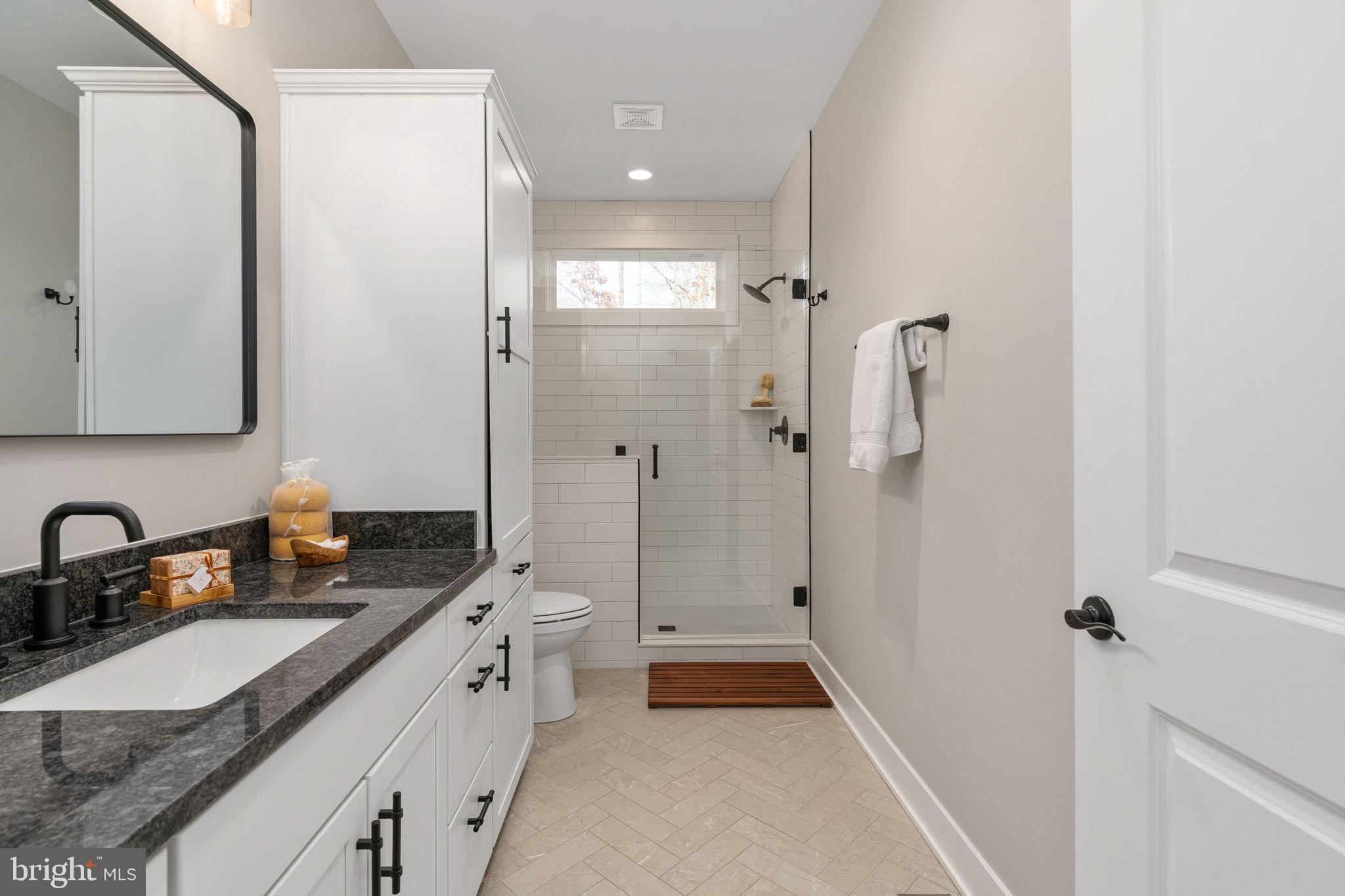 LAKE OF THE WOODS - Residential