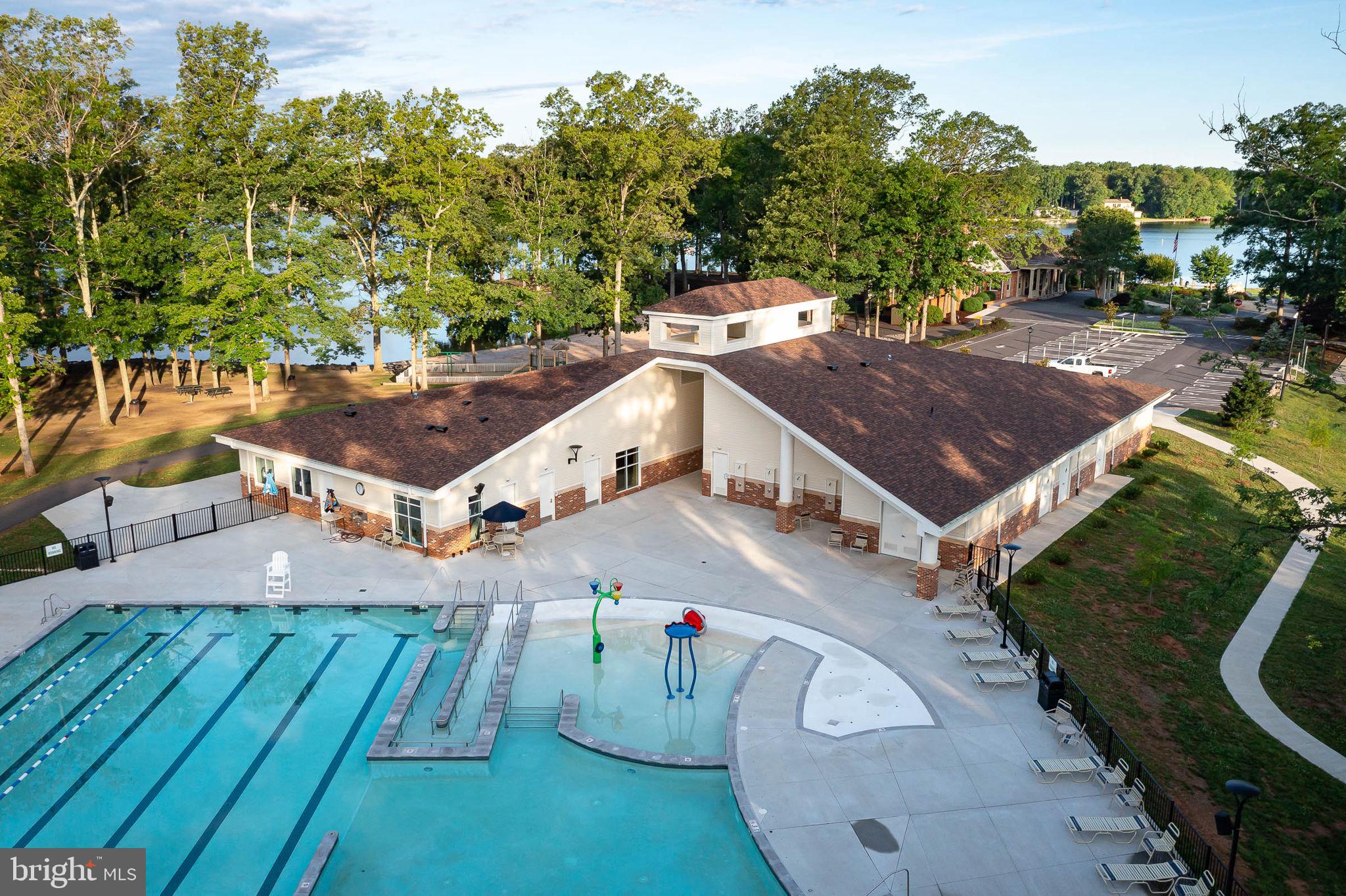 LAKE OF THE WOODS - Residential