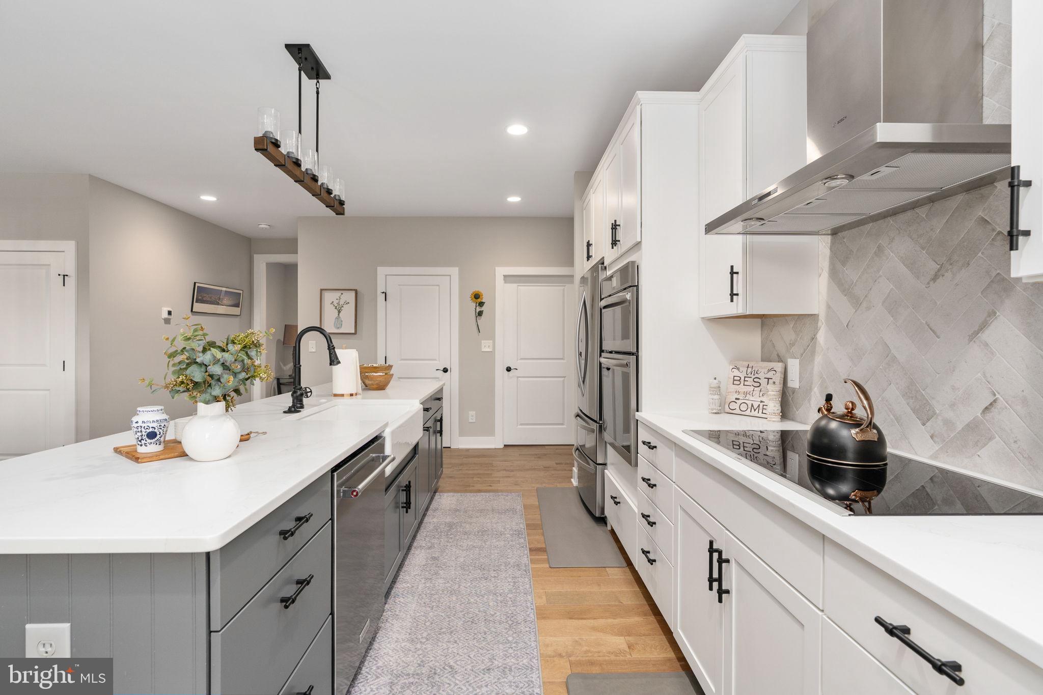 LAKE OF THE WOODS - Residential