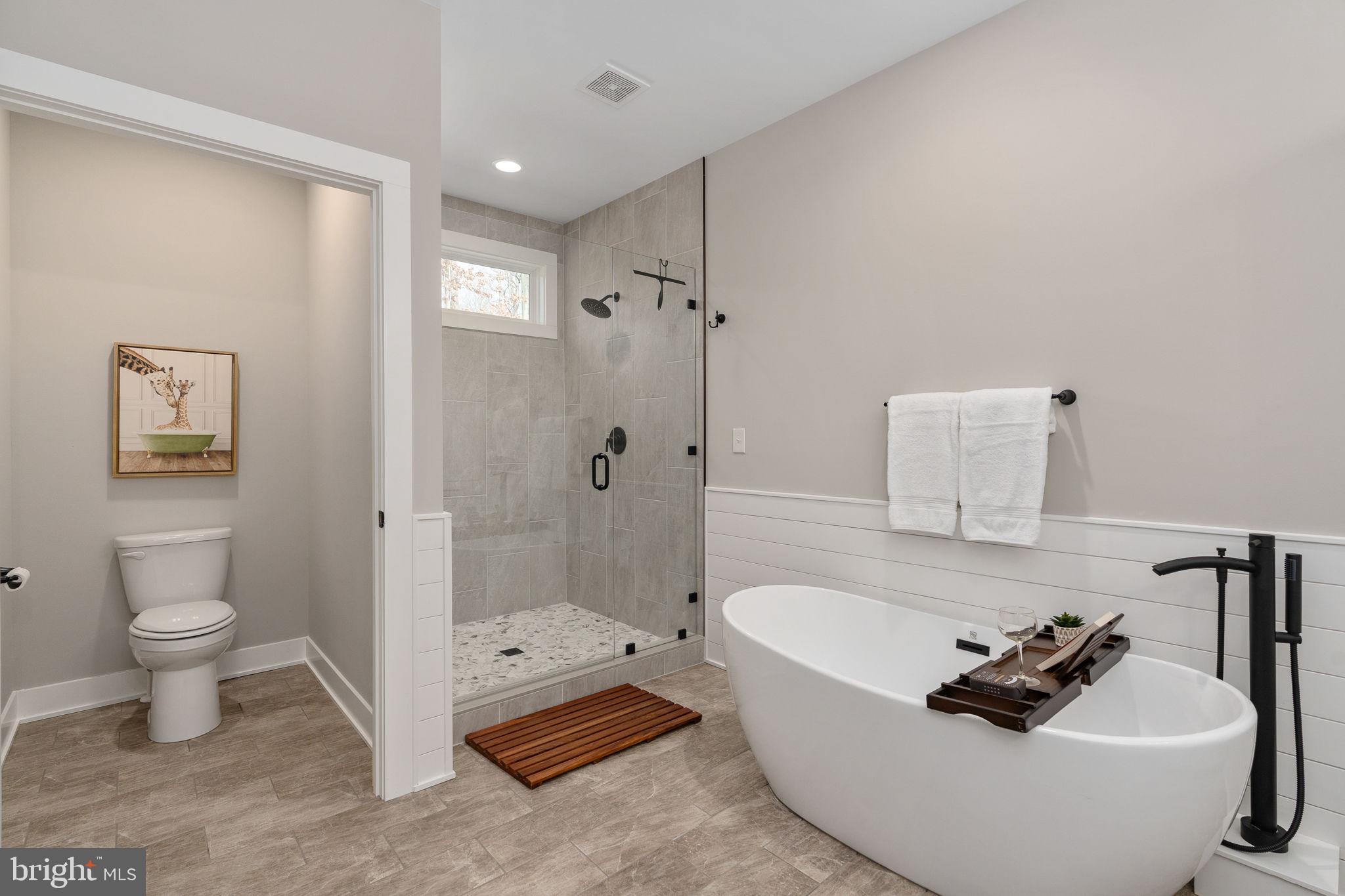 LAKE OF THE WOODS - Residential