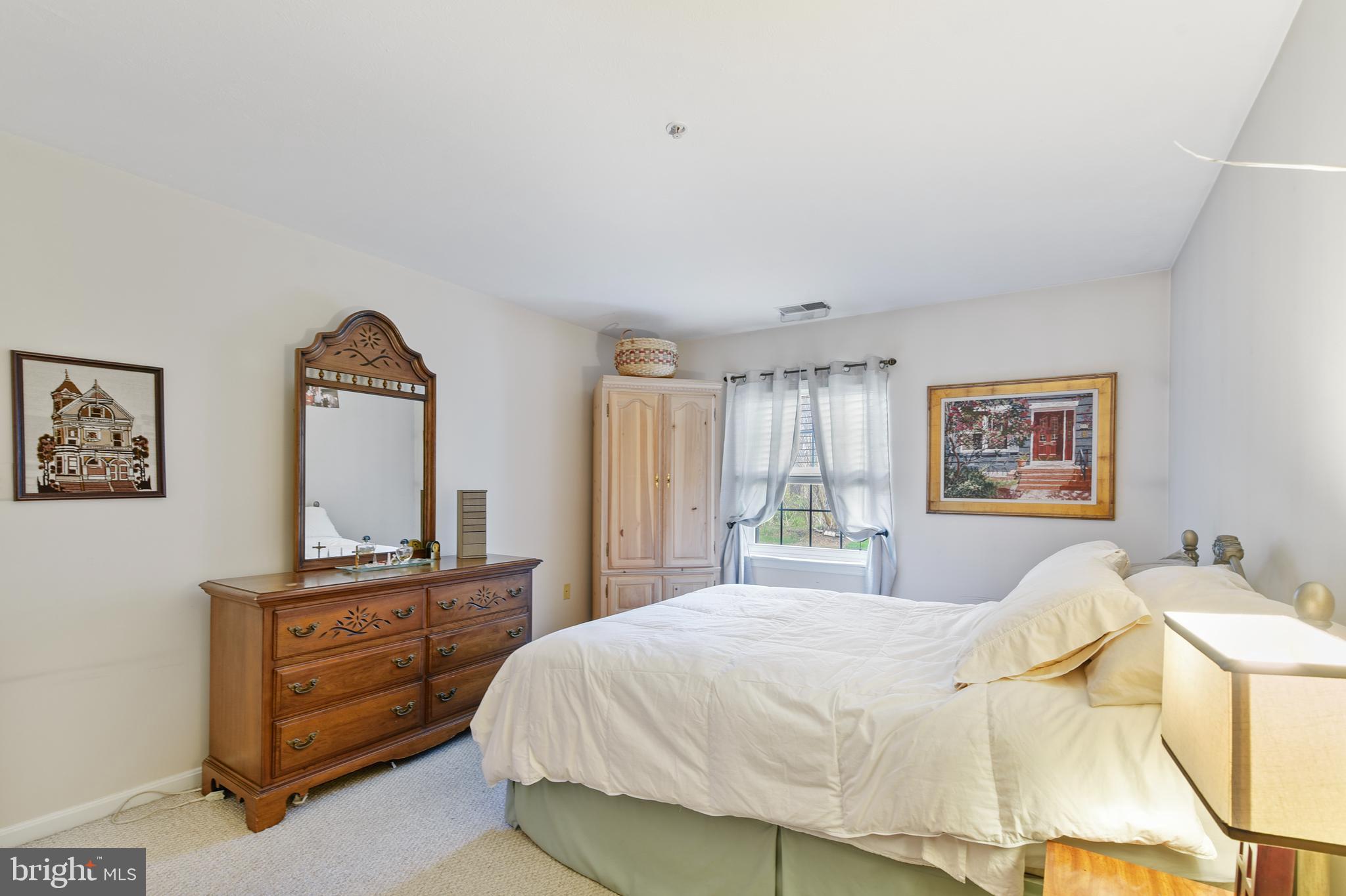 RIVERSIDE - Residential