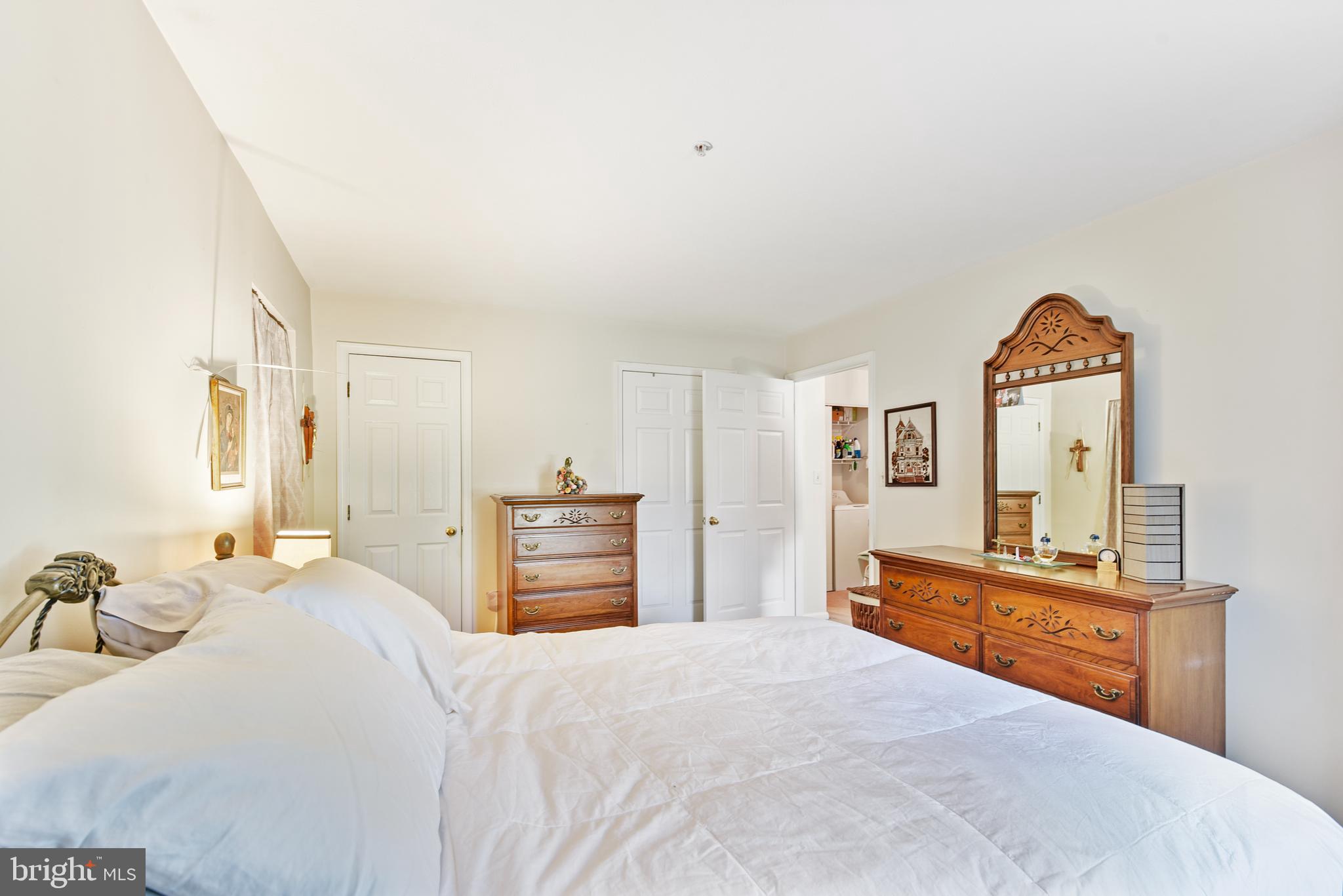 RIVERSIDE - Residential