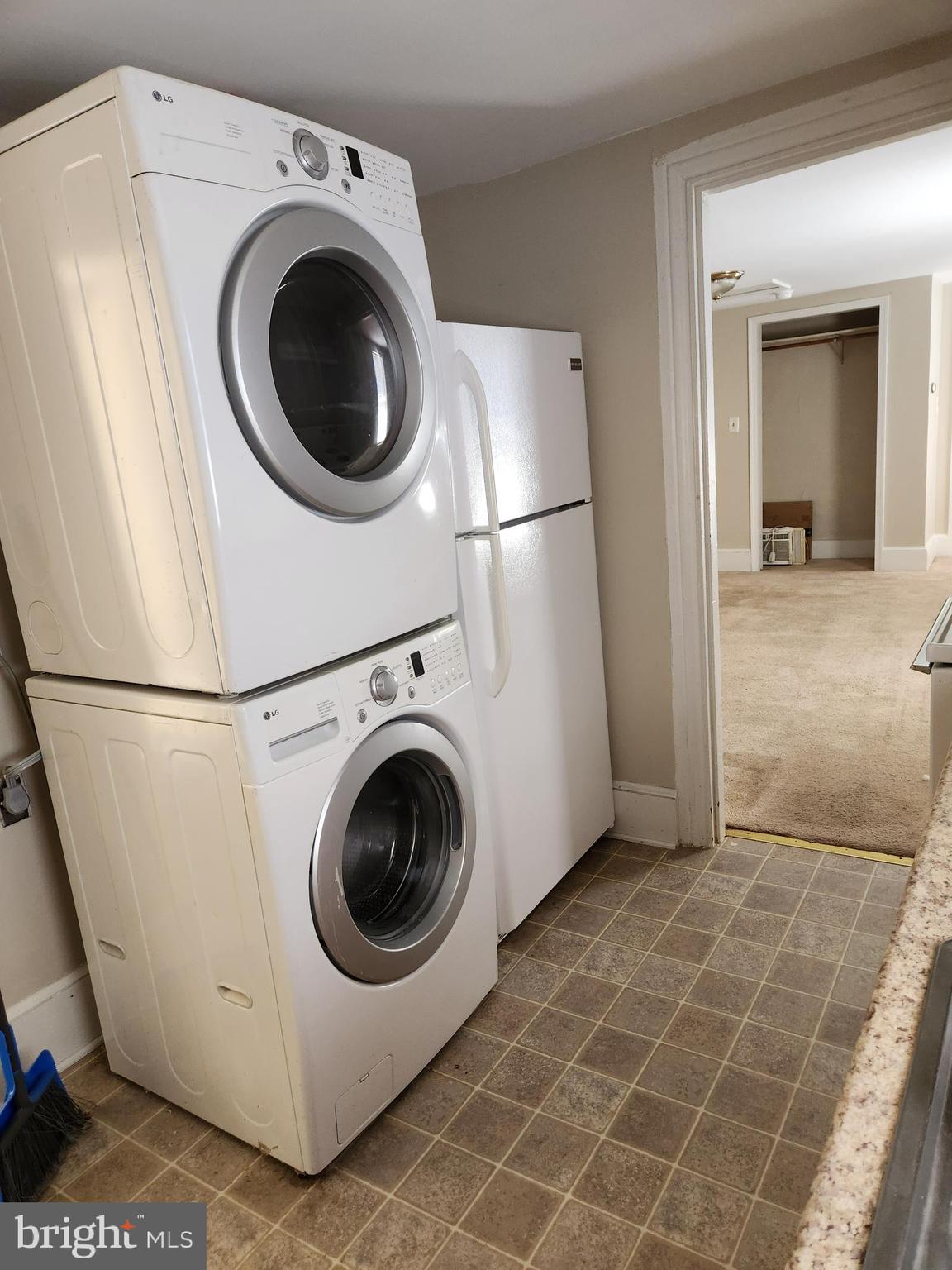 MARTINSBURG - Residential Lease