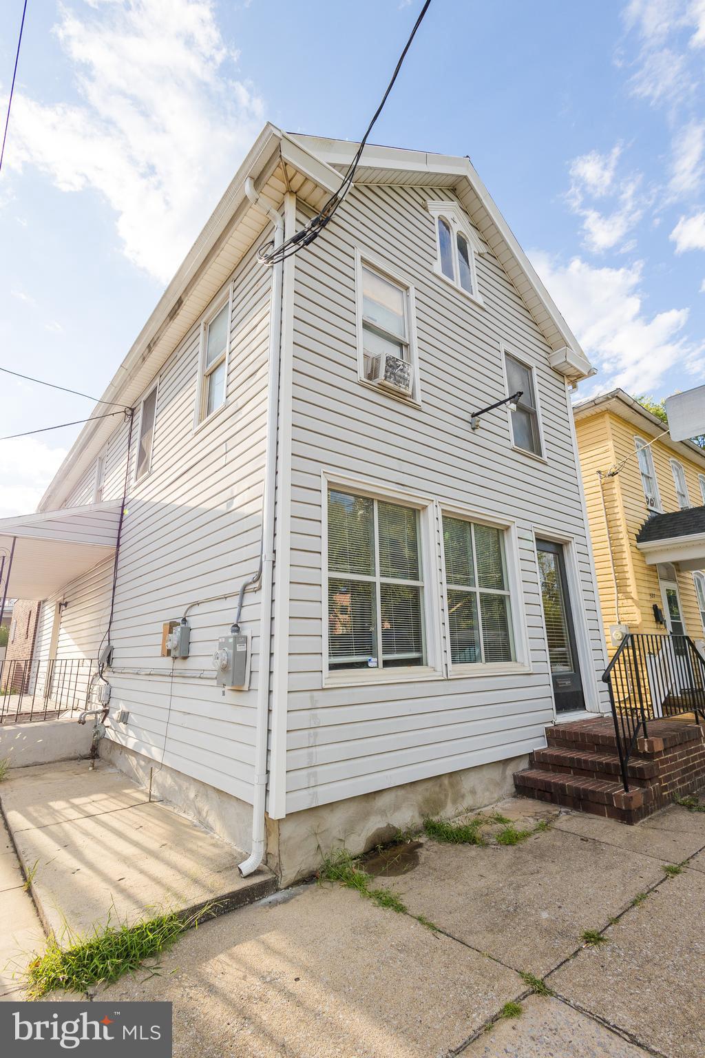 MARTINSBURG - Residential Lease