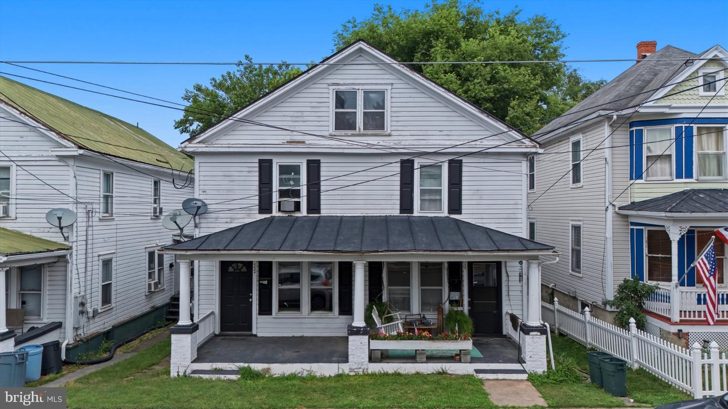 730 W JOHN STREET