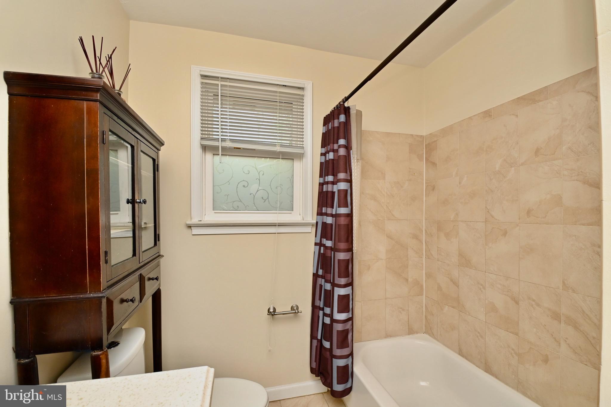 CAMP SPRINGS - Residential