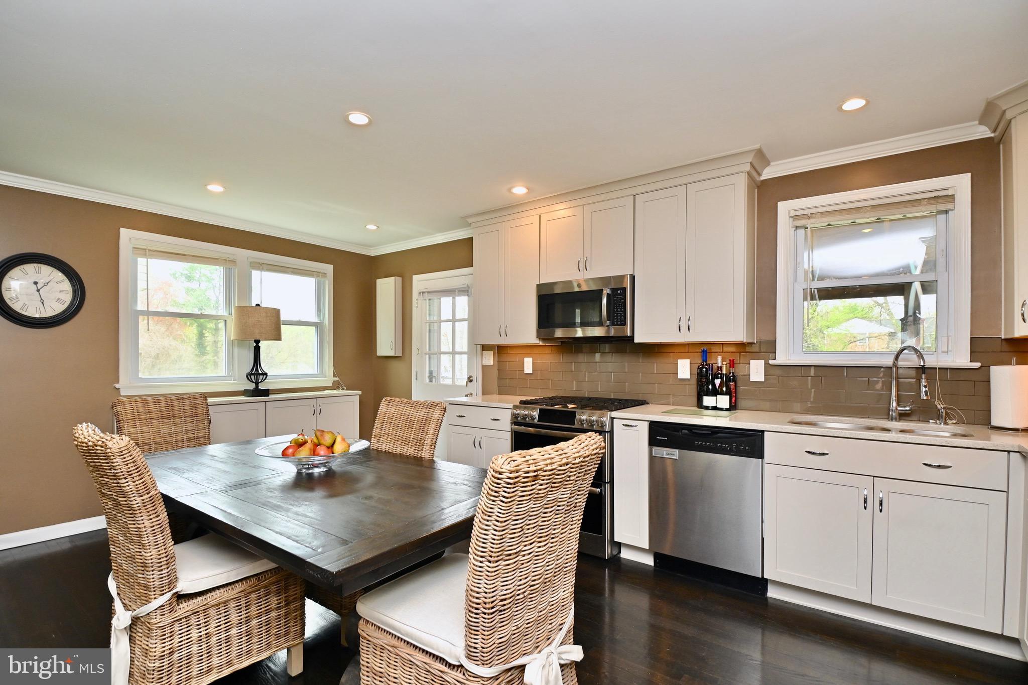 CAMP SPRINGS - Residential