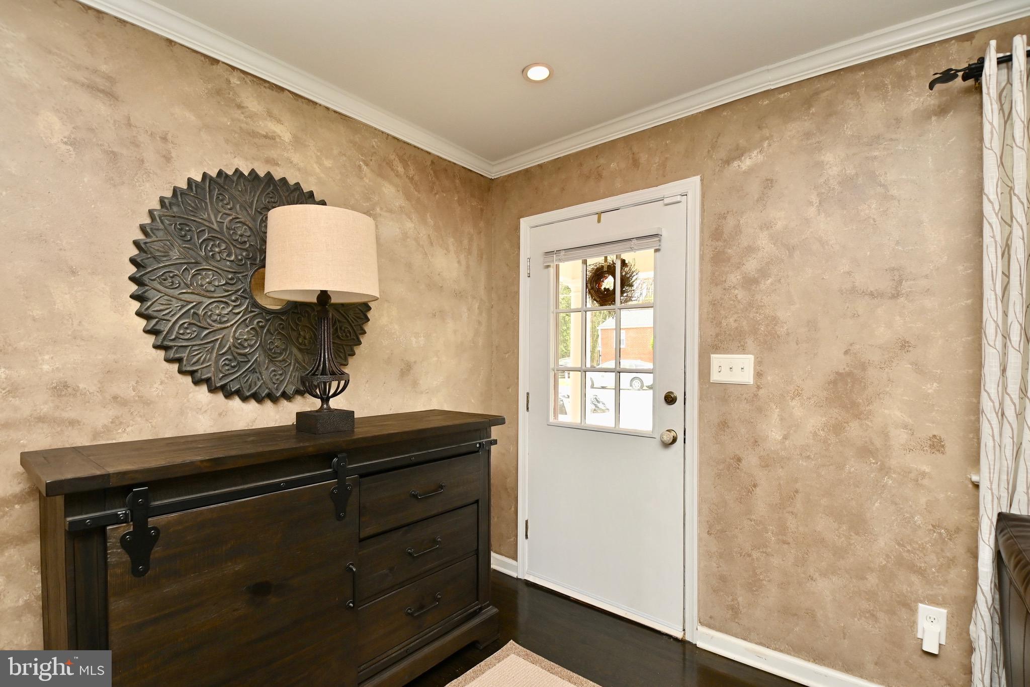 CAMP SPRINGS - Residential