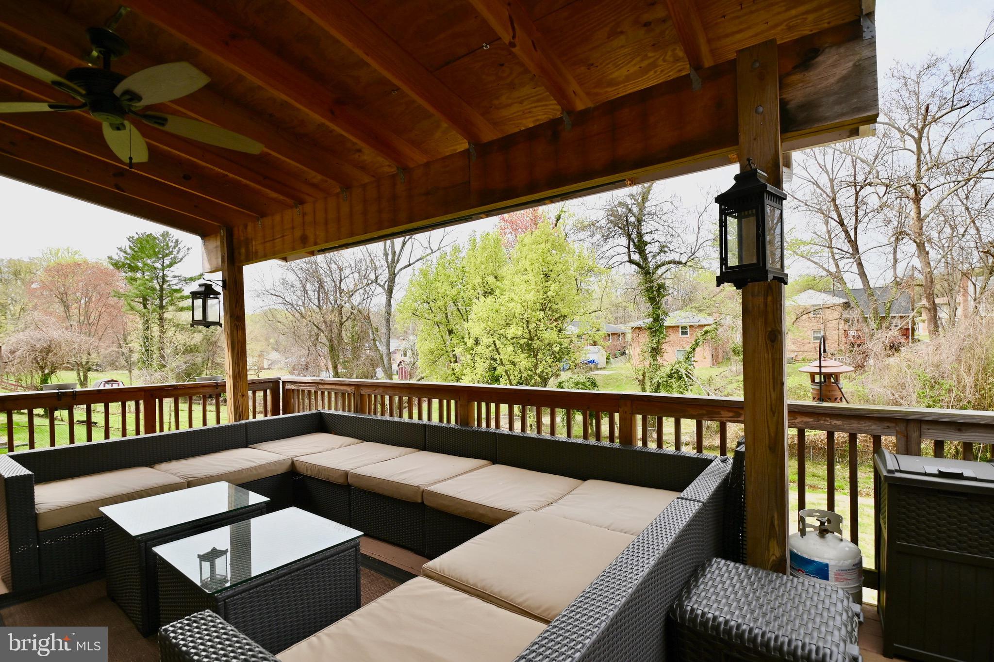 CAMP SPRINGS - Residential