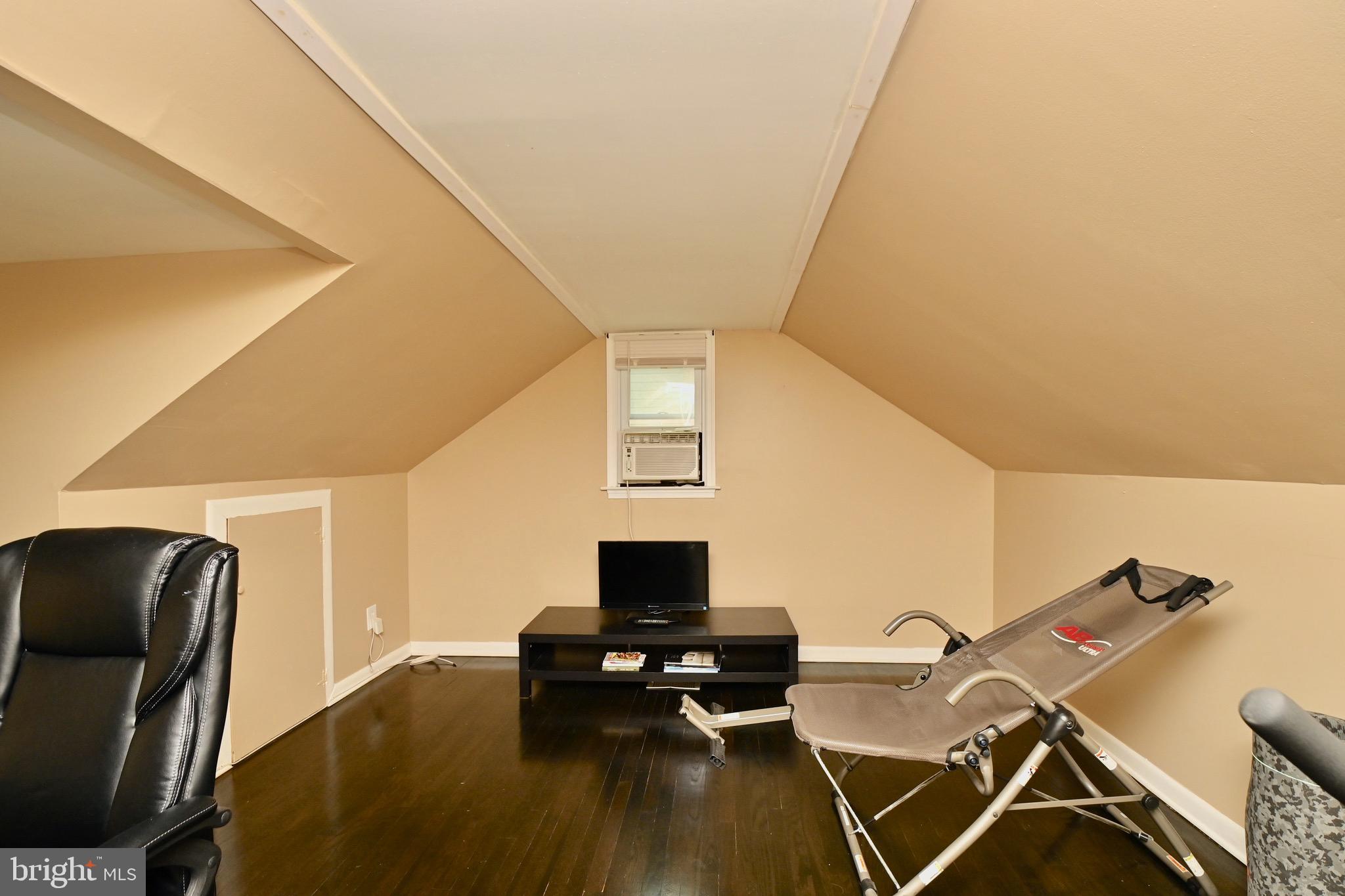 CAMP SPRINGS - Residential