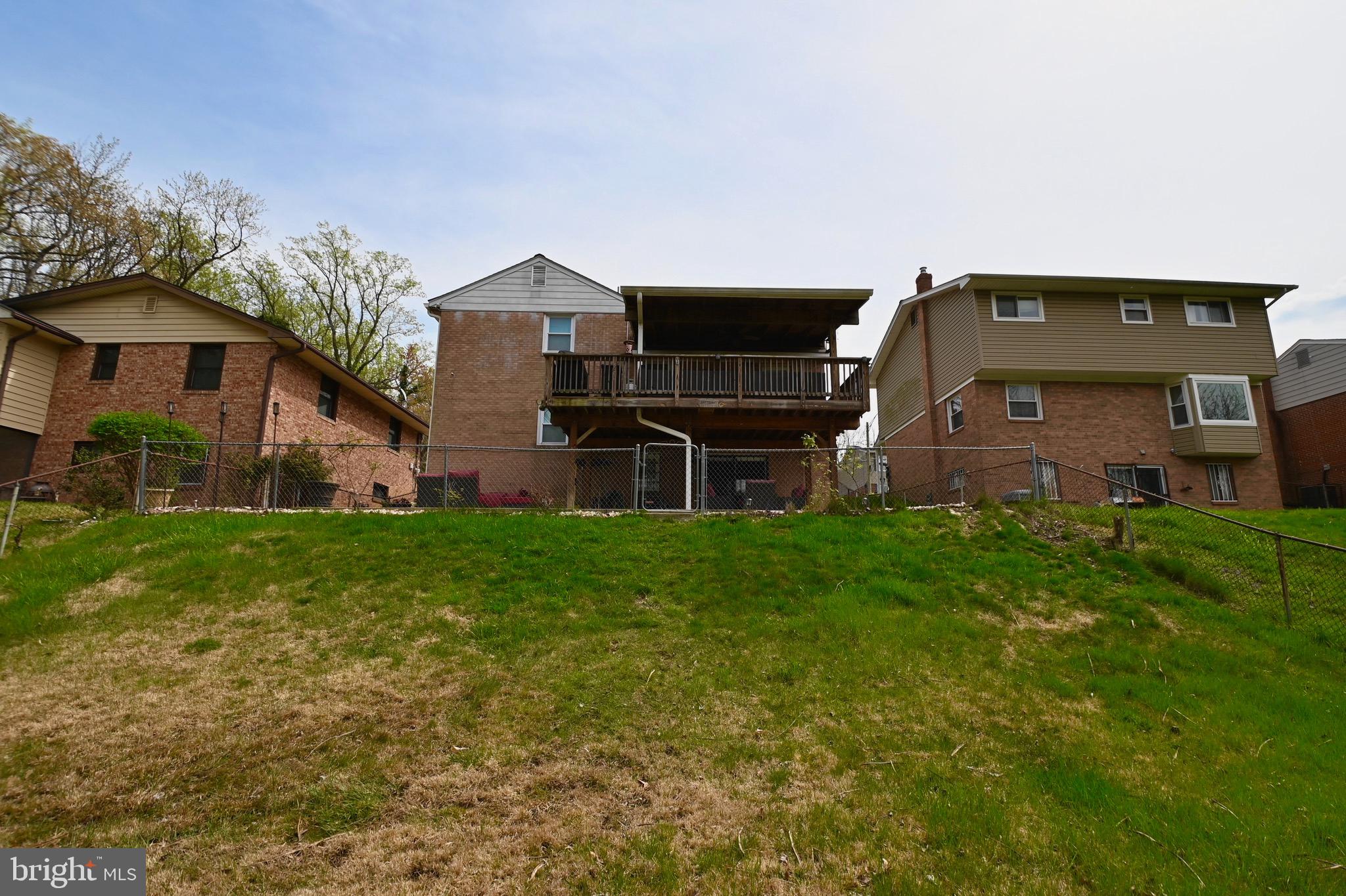 CAMP SPRINGS - Residential