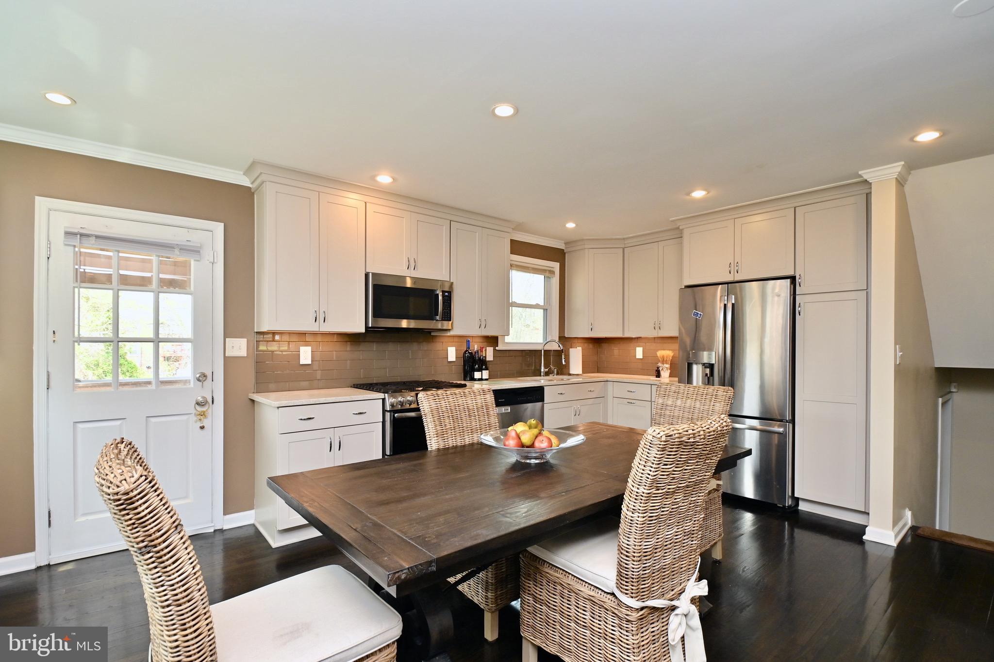 CAMP SPRINGS - Residential