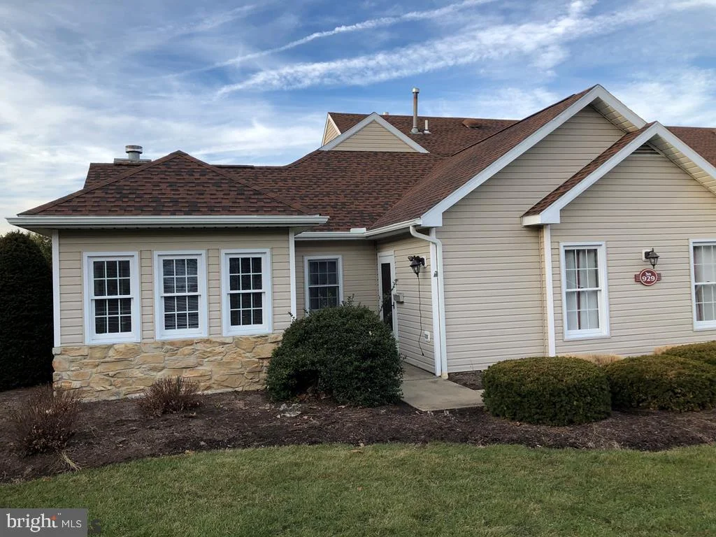 3301 Shellers Bend Unit 929, State College, PA 16801