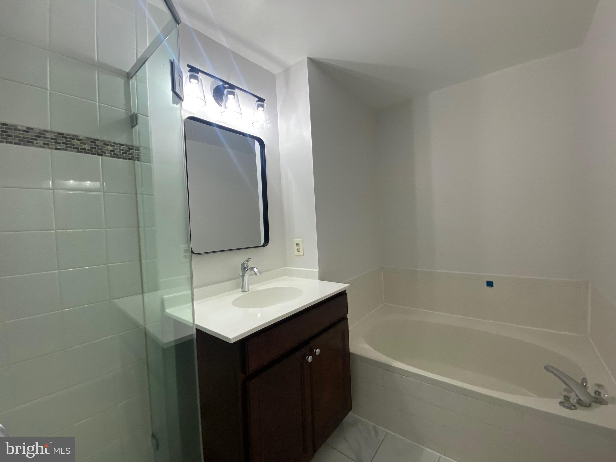 COUNTRYSIDE - Residential Lease