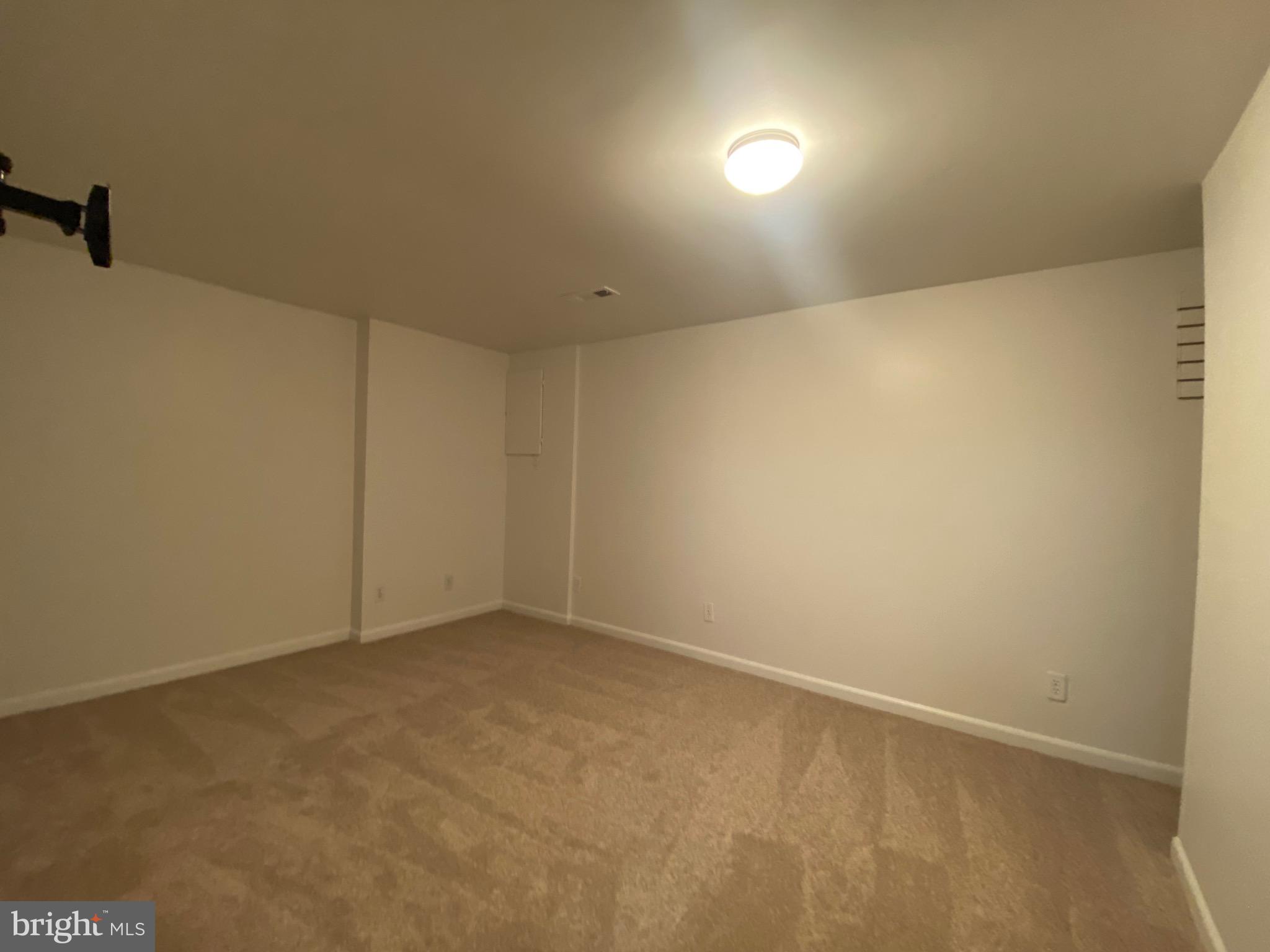 COUNTRYSIDE - Residential Lease