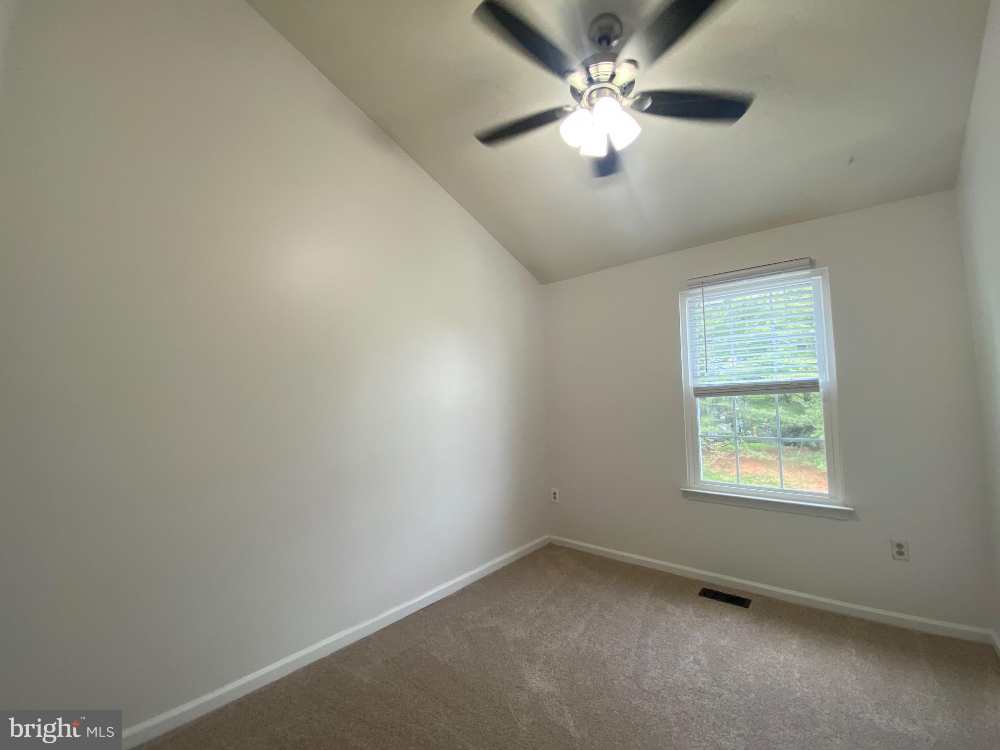 COUNTRYSIDE - Residential Lease