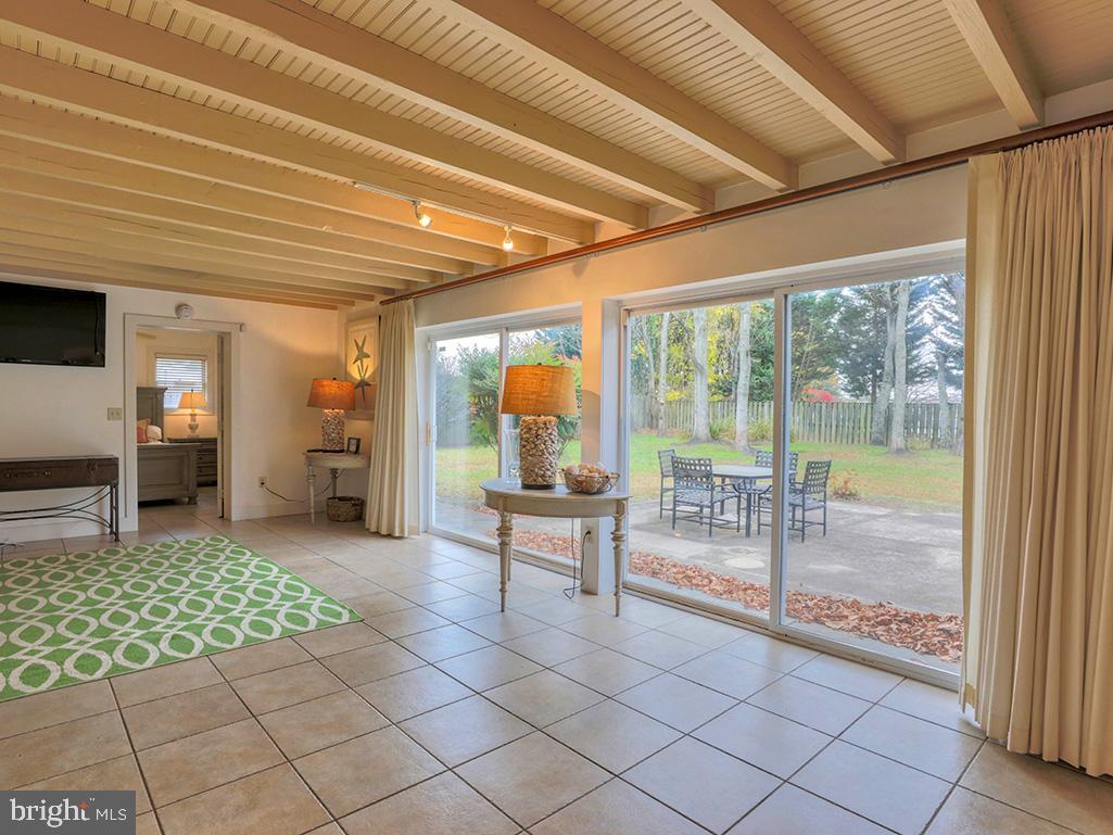 TRUITTS MIDWAY - Residential