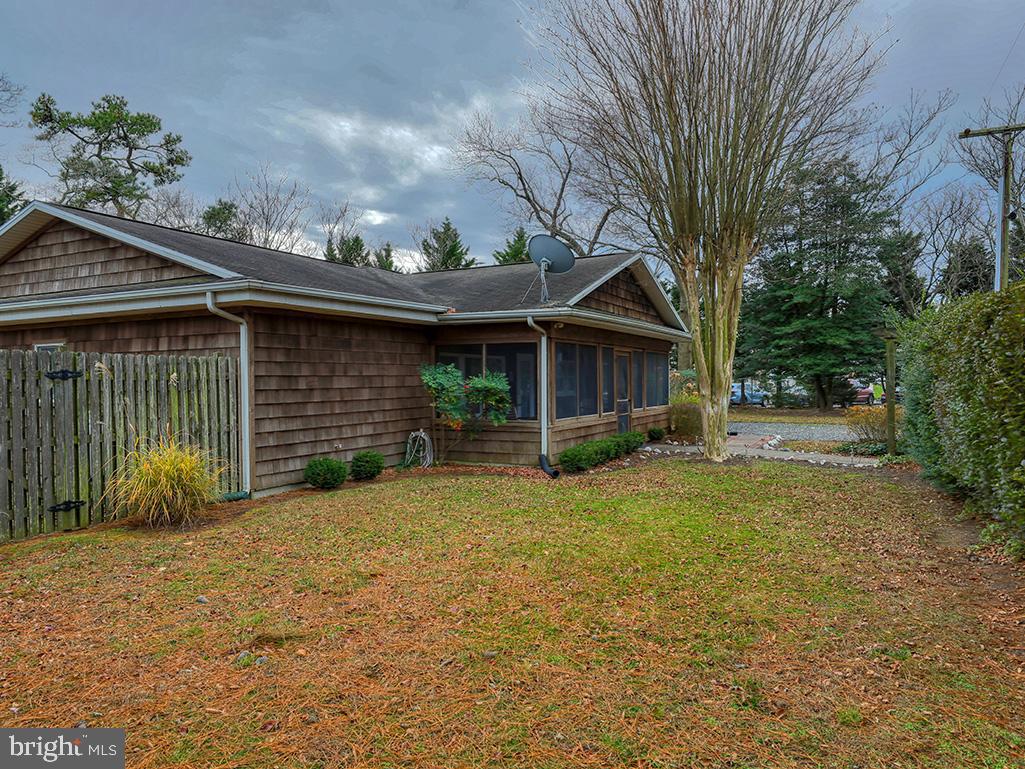 TRUITTS MIDWAY - Residential