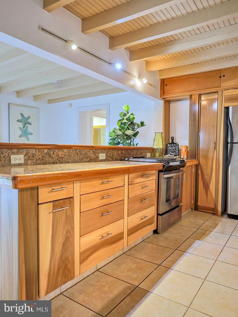 TRUITTS MIDWAY - Residential