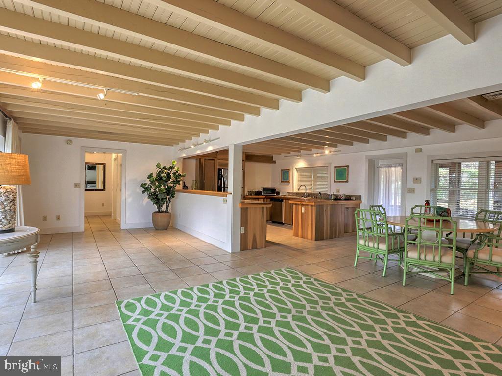 TRUITTS MIDWAY - Residential