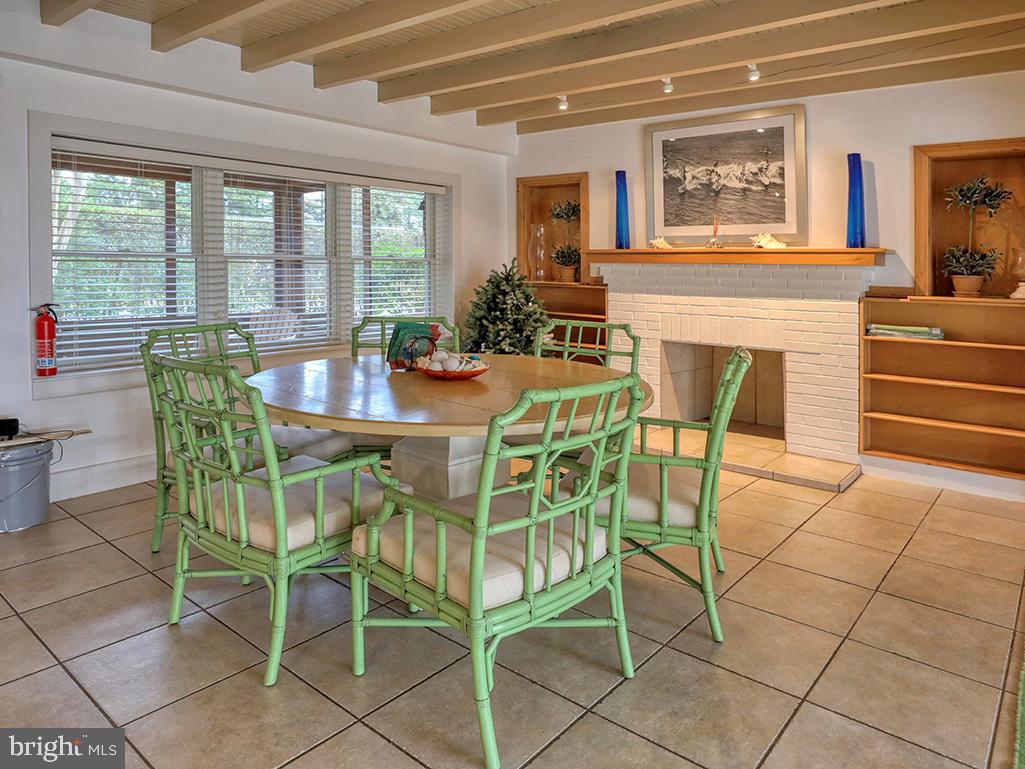 TRUITTS MIDWAY - Residential