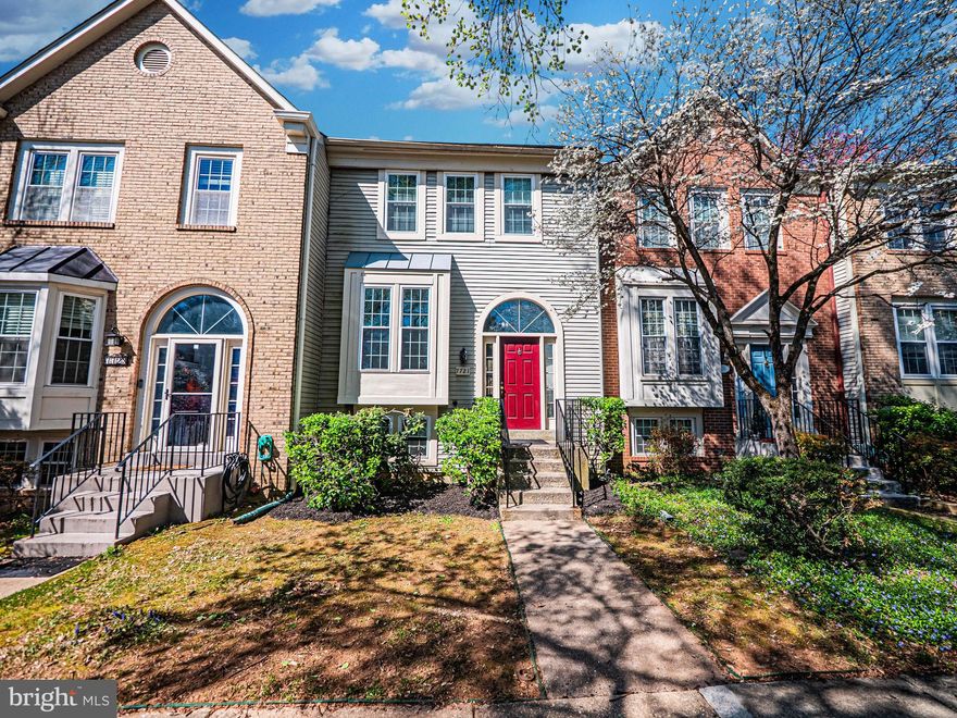 OPEN HOUSE SUN, 4/12- 11-1PM** TURN-KEY HOME WITH EXTENSIVE UPDATES IN HIGHLY DESIRABLE PARK OVERLOOK COMMUNITY OF DERWOOD–ROCKVILLE** ONE OF THE LARGER MODELS OFFERING NEARLY 2,500 TOTAL SQFT OF WELL-DESIGNED LIVING SPACE** BEAUTIFULLY UPDATED INTERIOR WITH NEW LVP FLOORING, BRAND NEW CARPET & FRESH PAINT THROUGHOUT FOR A MOVE-IN READY EXPERIENCE** RENOVATED KITCHEN FEATURING QUARTZ COUNTERS, NEW CABINETRY & MODERN FINISHES WITH FUNCTIONAL FLOW TO DINING & LIVING AREAS—IDEAL FOR EVERYDAY LIVING & ENTERTAINING** SOARING VAULTED CEILINGS CREATE AN OPEN, AIRY FEEL WITH ABUNDANT NATURAL LIGHT** SPACIOUS PRIMARY SUITE WITH VAULTED CEILINGS, LARGE WALK-IN CLOSET & PRIVATE BATH INCLUDING SOAKING TUB & SEPARATE SHOWER** WALKOUT LOWER LEVEL FEATURES HIGH CEILINGS, SUN-FILLED LIVING SPACE, POTENTIAL 4TH BEDROOM FLOORPLAN, FULL BATH, REC/FAMILY ROOM W/FIREPLACE, UTILITY AREA & ABUNDANT STORAGE** HVAC LESS THAN 2 YRS OLD** STEP OUT TO FENCED-IN BACKYARD WITH PATIO—PERFECT FOR RELAXING, PETS OR ENTERTAINING** TWO ASSIGNED PARKING SPACES FOR CONVENIENCE** ENJOY COMMUNITY AMENITIES INCLUDING POOL & NEARBY BLUEBERRY HILL PARK WITH TRAILS & OPEN SPACE** PRIME COMMUTER LOCATION WITHIN WALKING DISTANCE TO SHADY GROVE METRO & EASY ACCESS TO KING FARM SHOPS, RESTAURANTS & COUNTY PARKS** MINUTES TO I-270, 370 & 355 BETWEEN SHADY GROVE RD & REDLAND RD** SEE VIDEO TOUR!