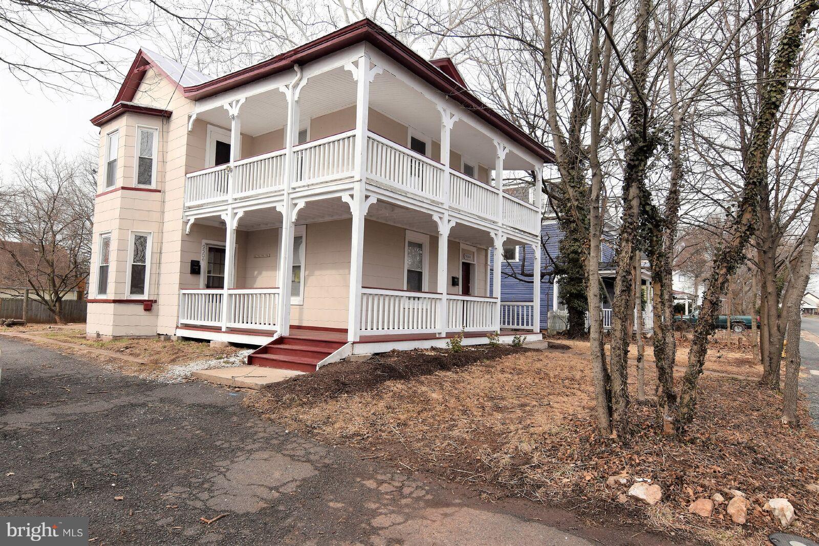 CITY OF MANASSAS - Residential Lease